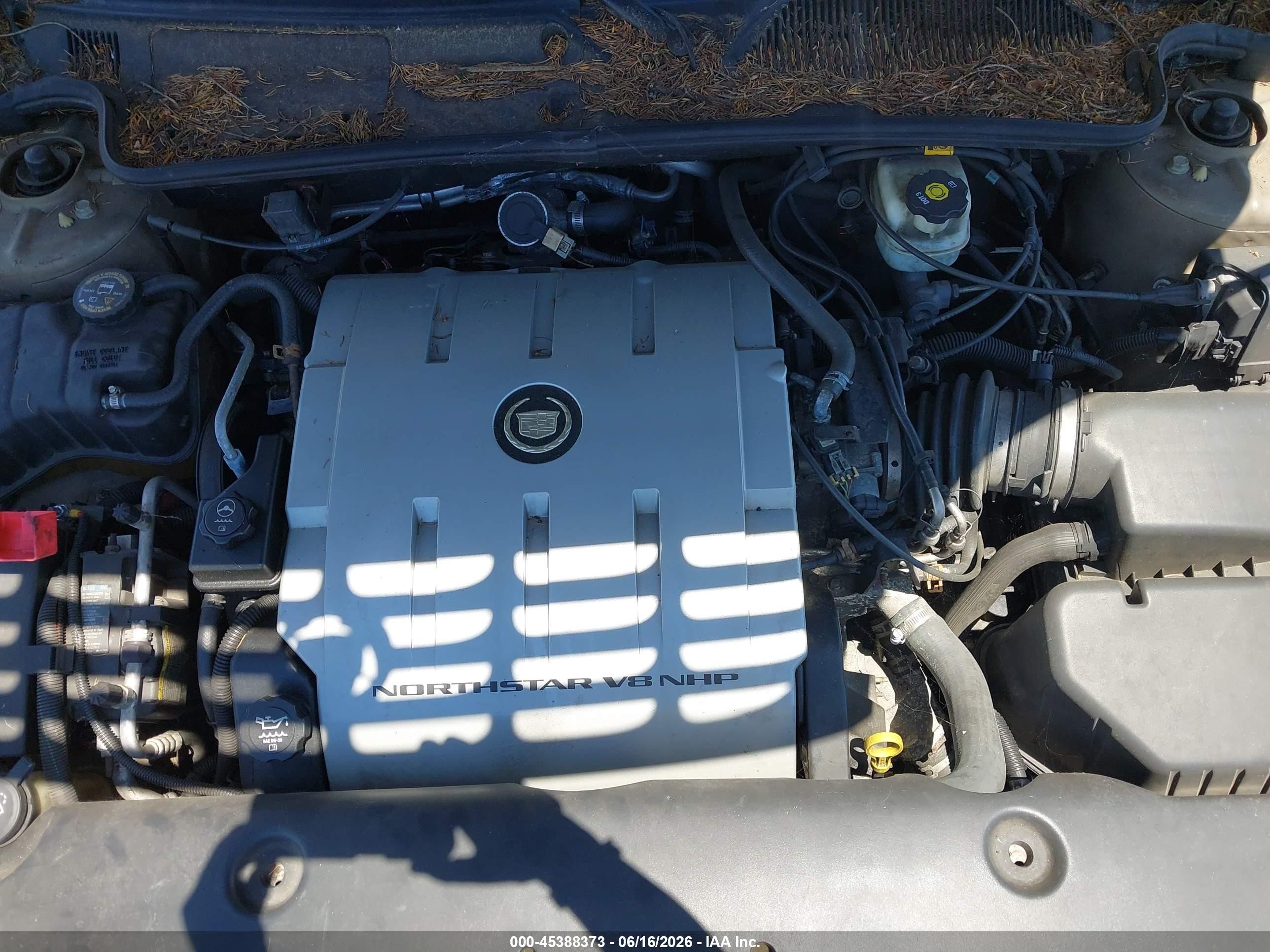 2005 Cadillac Deville Dts Gold vin: 1G6KF57985U216755