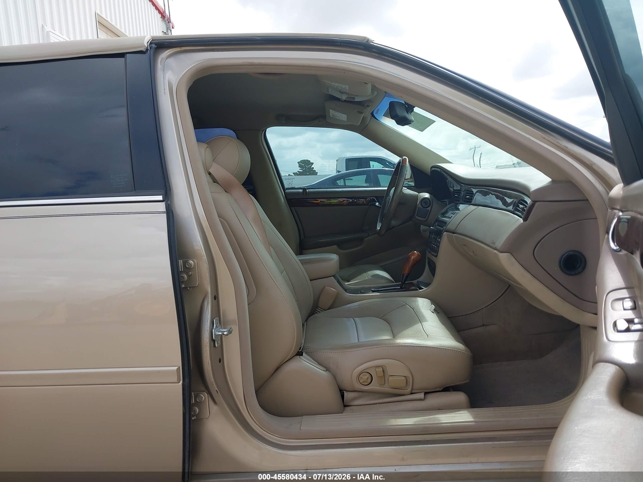 2005 Cadillac Deville Dts Gold vin: 1G6KF57985U225357