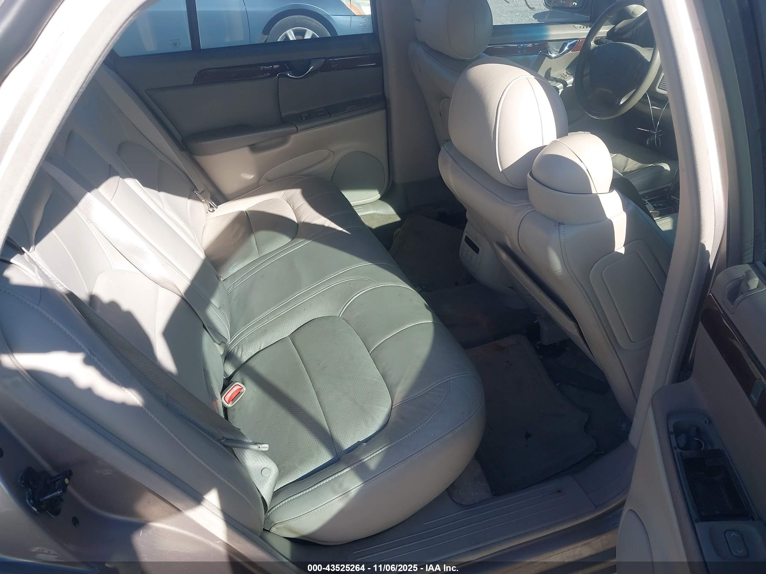 2000 Cadillac Deville Dts Champagne vin: 1G6KF5798YU352212