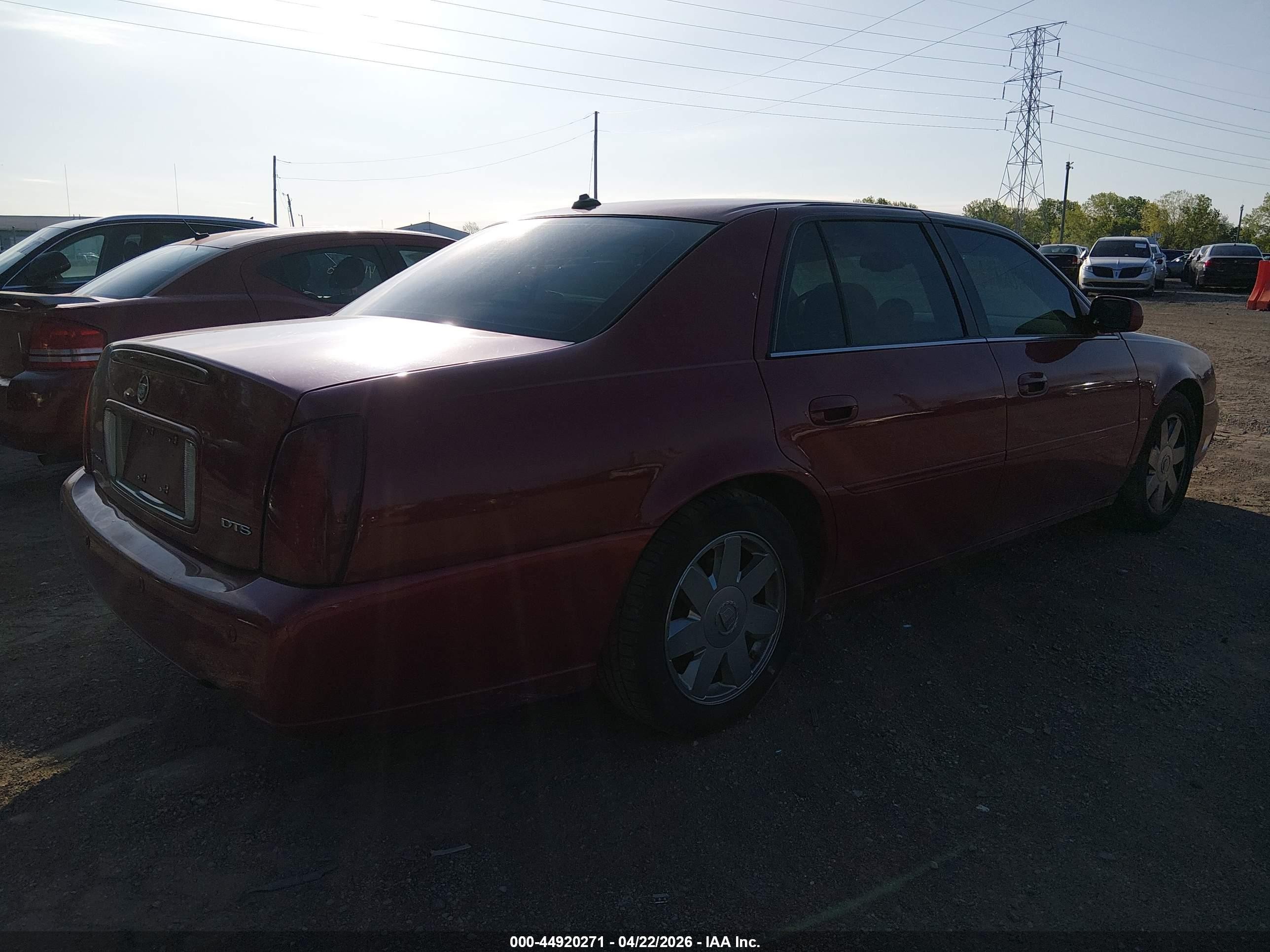 2003 Cadillac Deville Dts Red vin: 1G6KF57993U141609