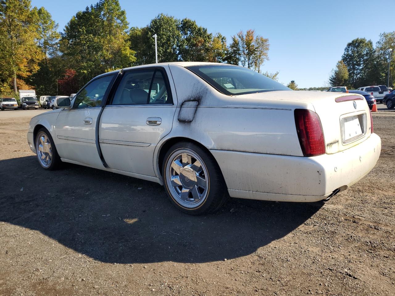 2000 Cadillac Deville Dts White vin: 1G6KF5799YU225775