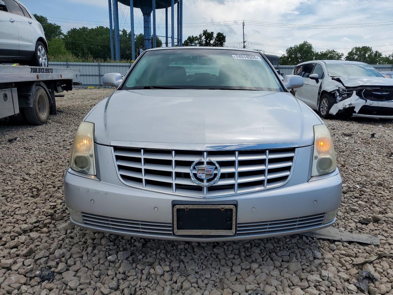 2011 Cadillac Dts Premium Collection Серебряный vin: 1G6KH5E60BU105261