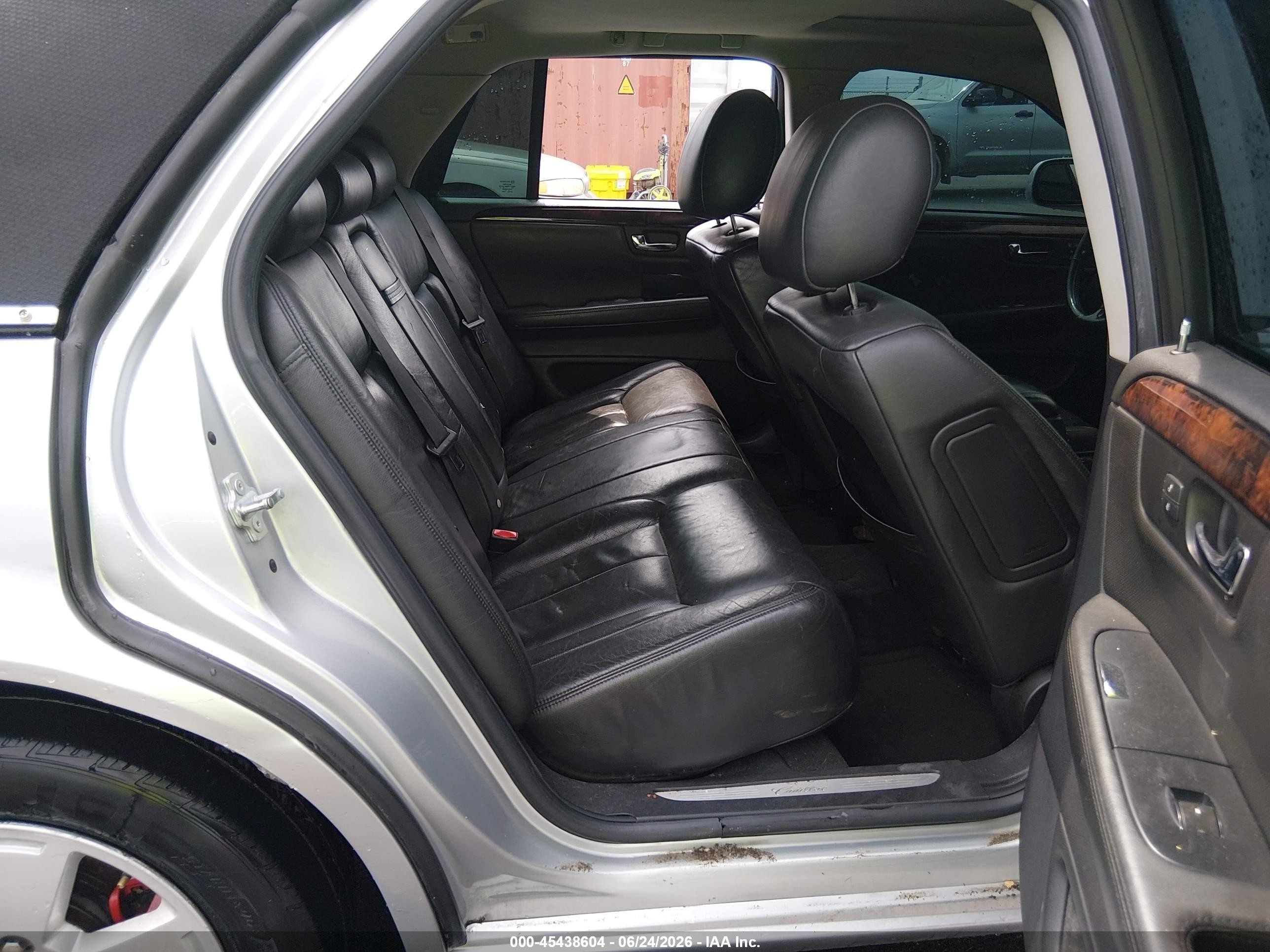 2011 Cadillac Dts Premium Collection Silver vin: 1G6KH5E62BU112101