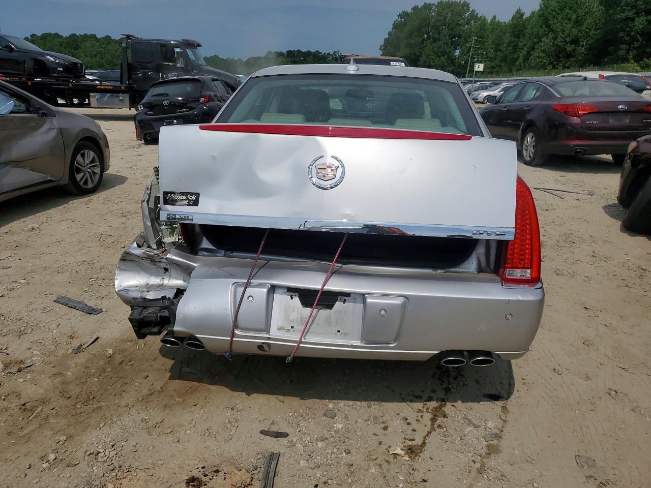 2011 Cadillac Dts Premium Collection Серебряный vin: 1G6KH5E63BU112768