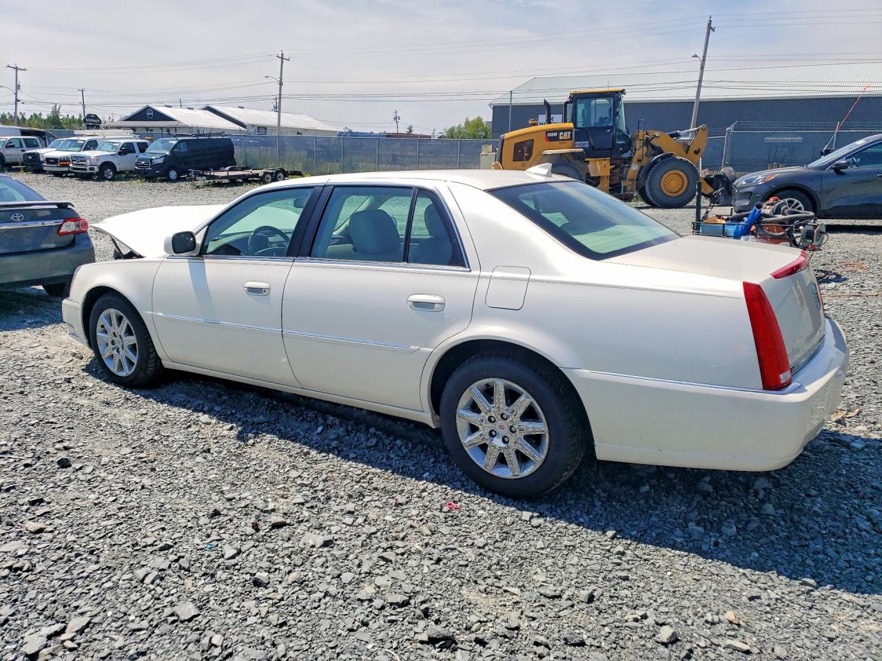 2011 Cadillac Dts Premium Collection Cream vin: 1G6KH5E64BU117266