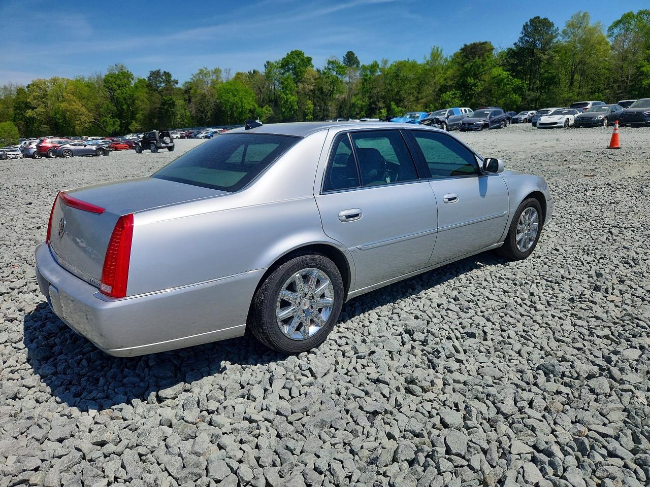 2011 Cadillac Dts Premium Collection Серебряный vin: 1G6KH5E66BU118645