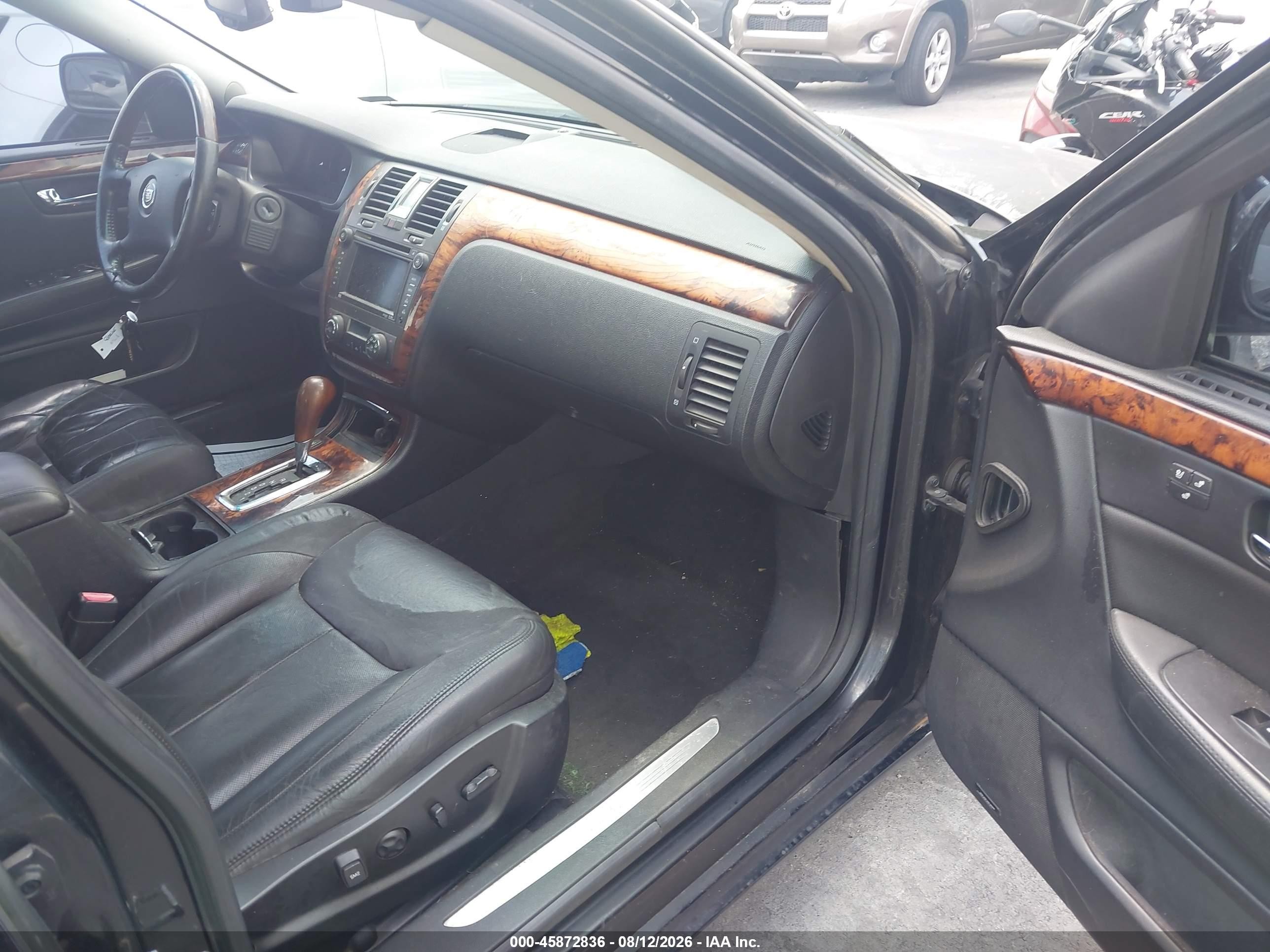 2011 Cadillac Dts Premium Collection Черный vin: 1G6KH5E69BU149355