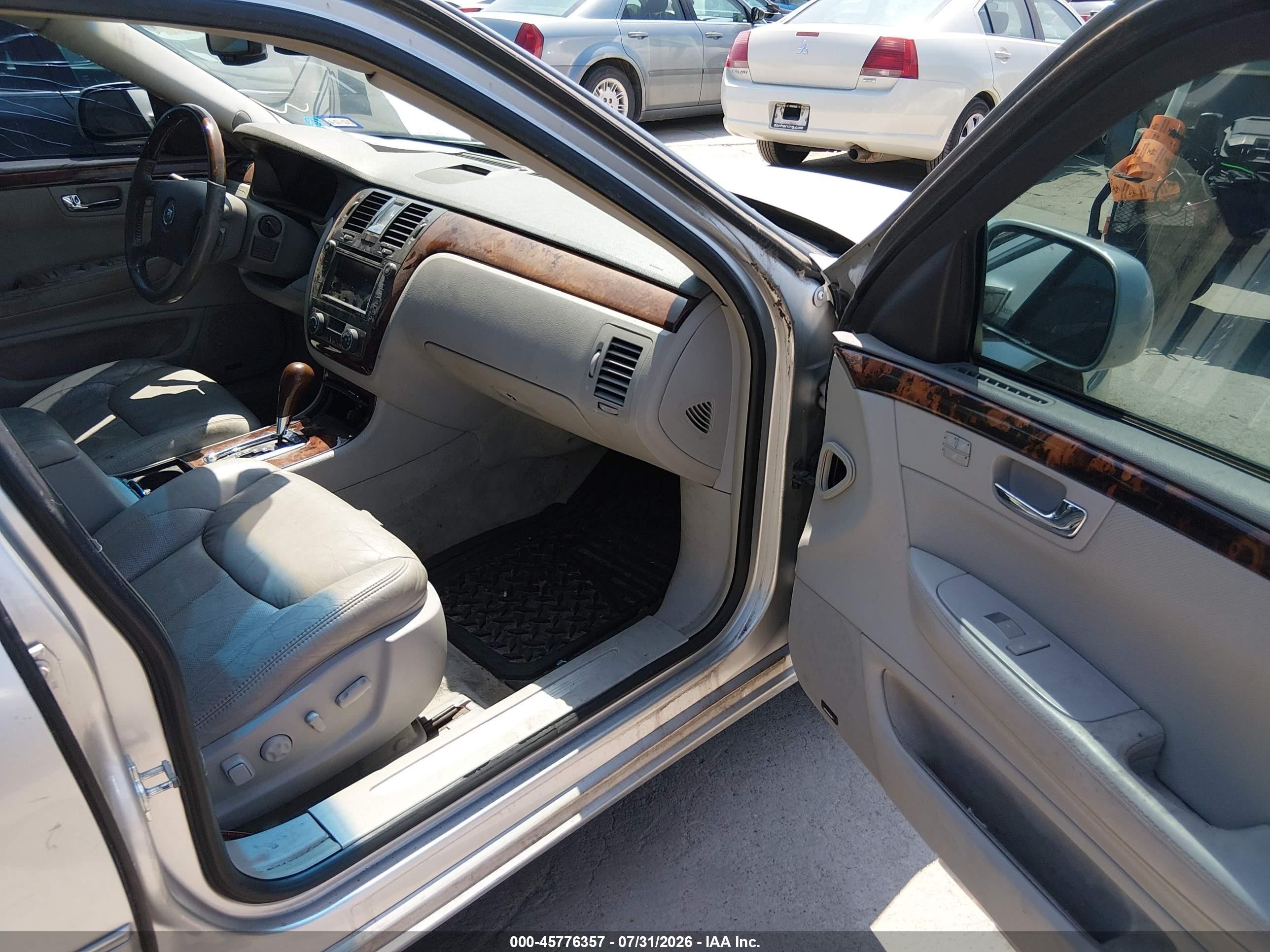2011 Cadillac Dts Premium Collection Silver vin: 1G6KH5E6XBU117241