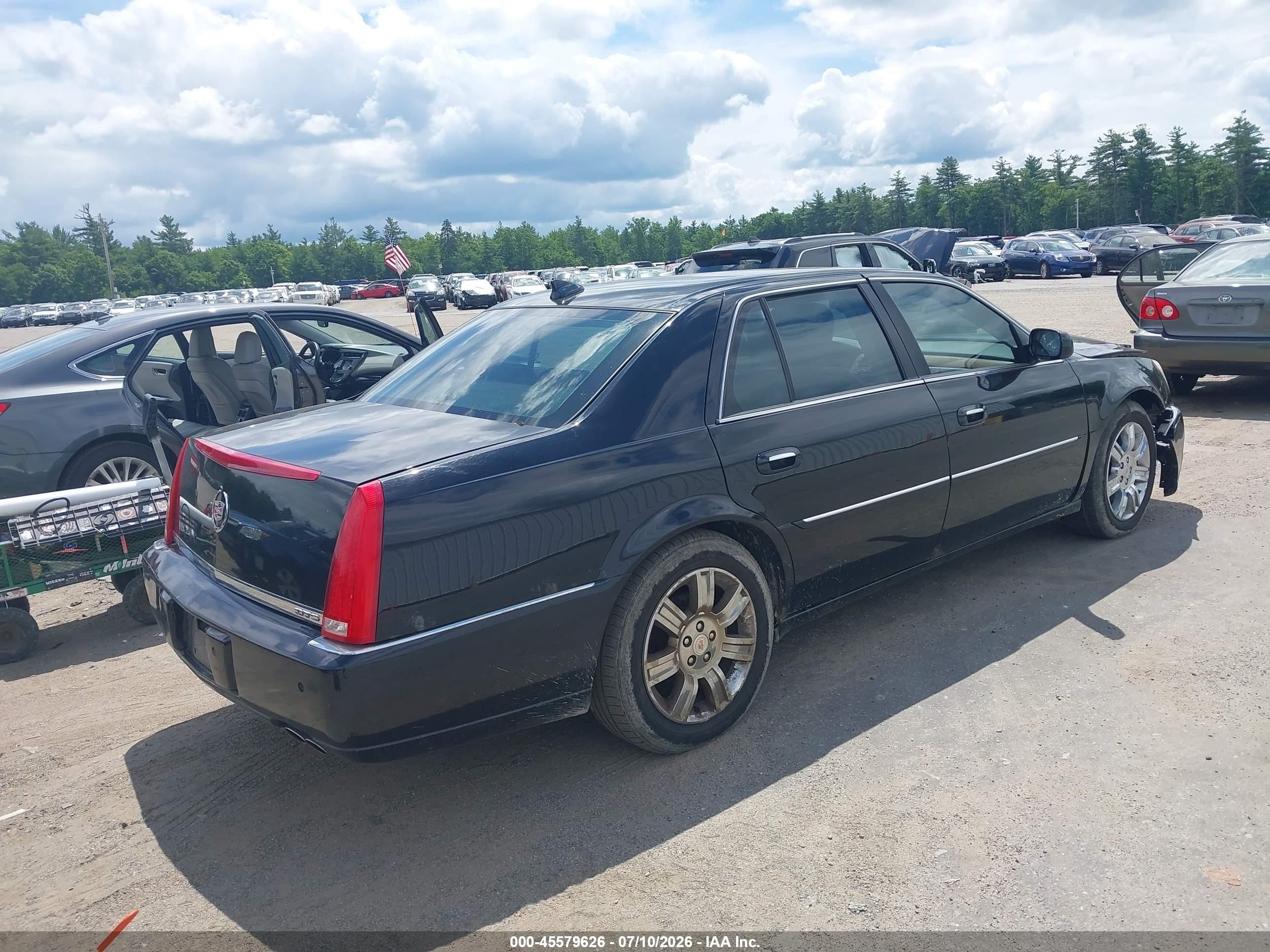 2011 Cadillac Dts Platinum Collection Черный vin: 1G6KP5ES8BU101300