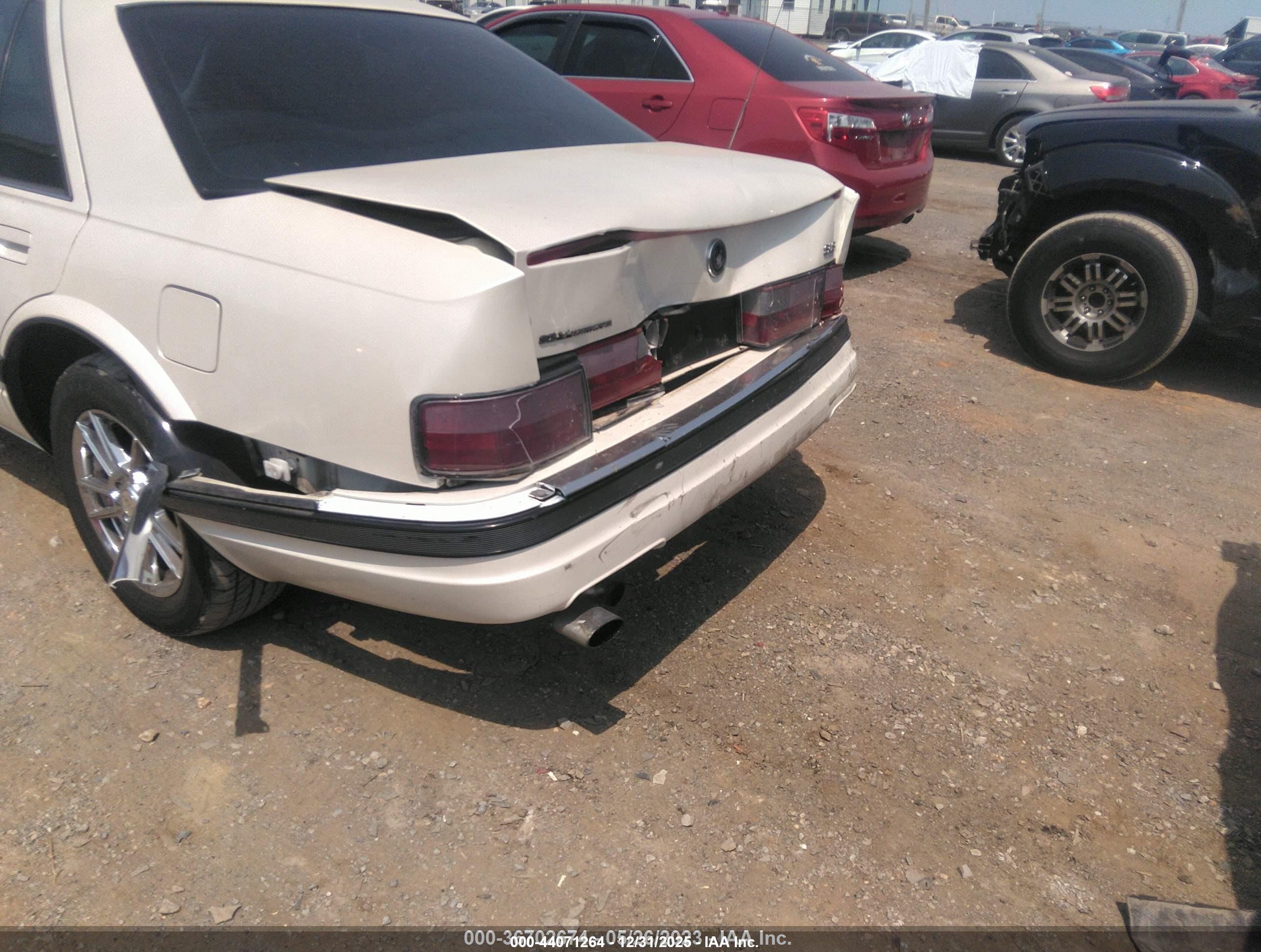 1997 Cadillac Seville Sls White vin: 1G6KS52Y2VU824734