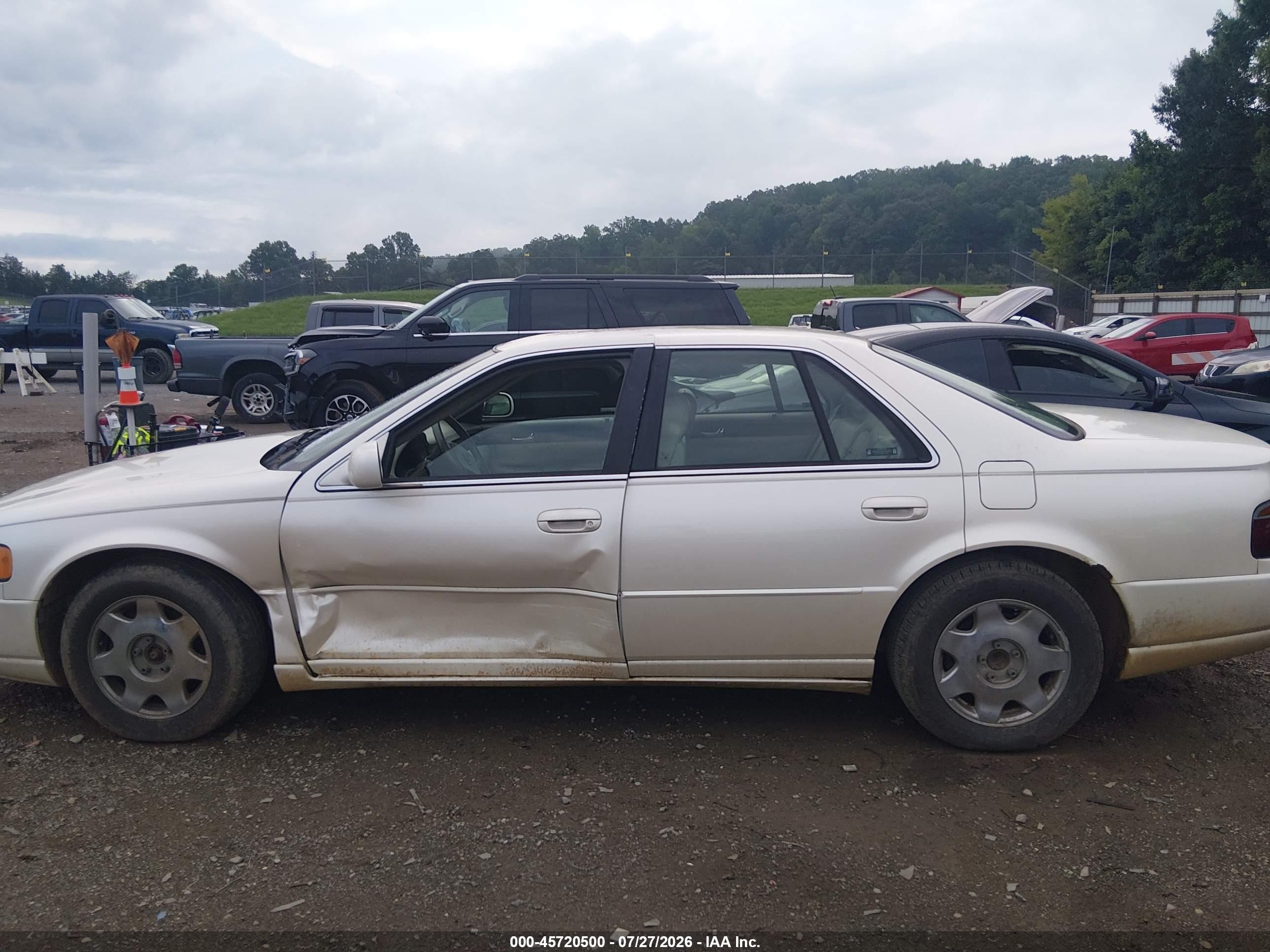 2003 Cadillac Seville Sls White vin: 1G6KS54Y33U110055