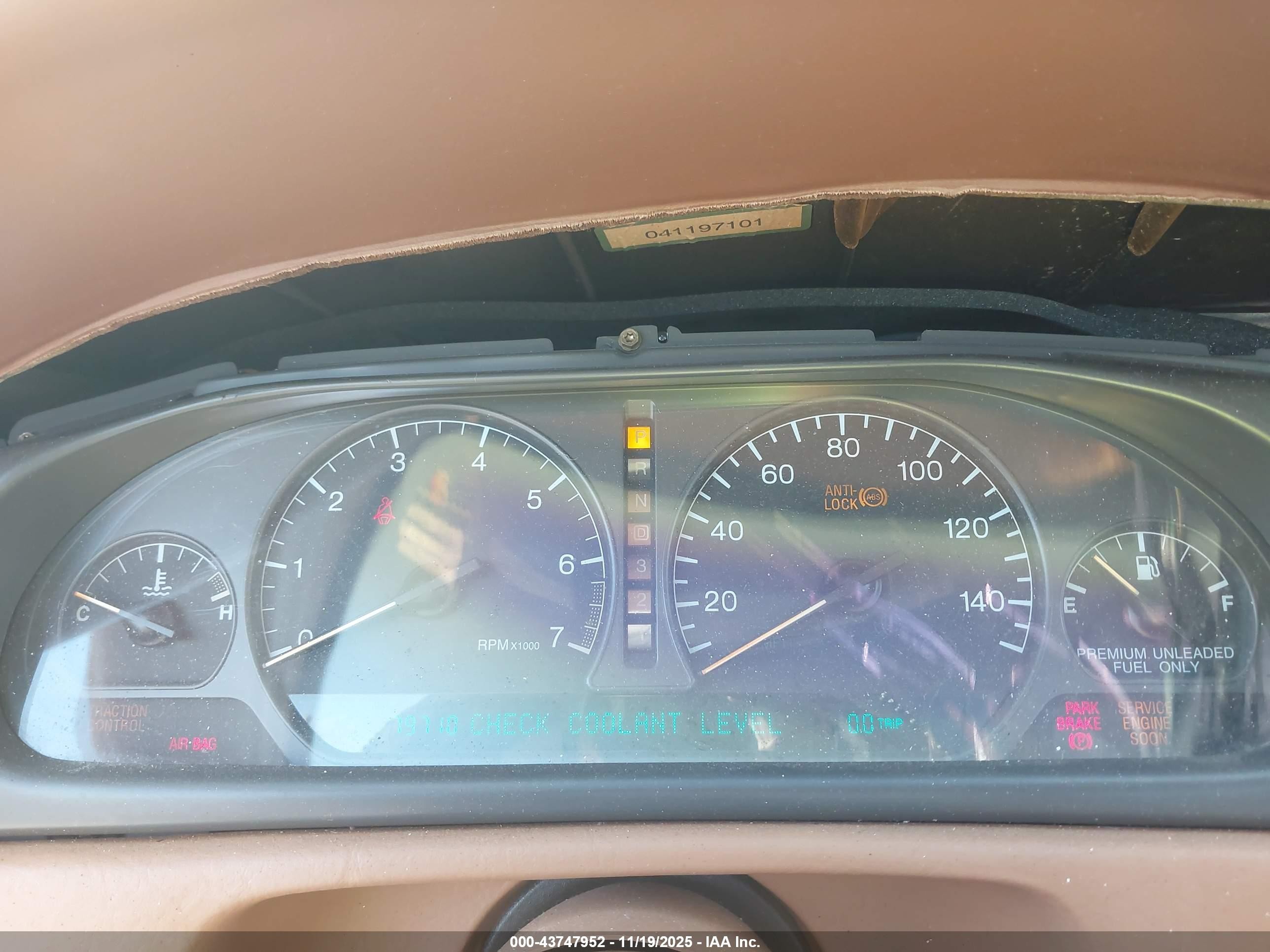 1997 Cadillac Seville Sts Red vin: 1G6KY529XVU837450