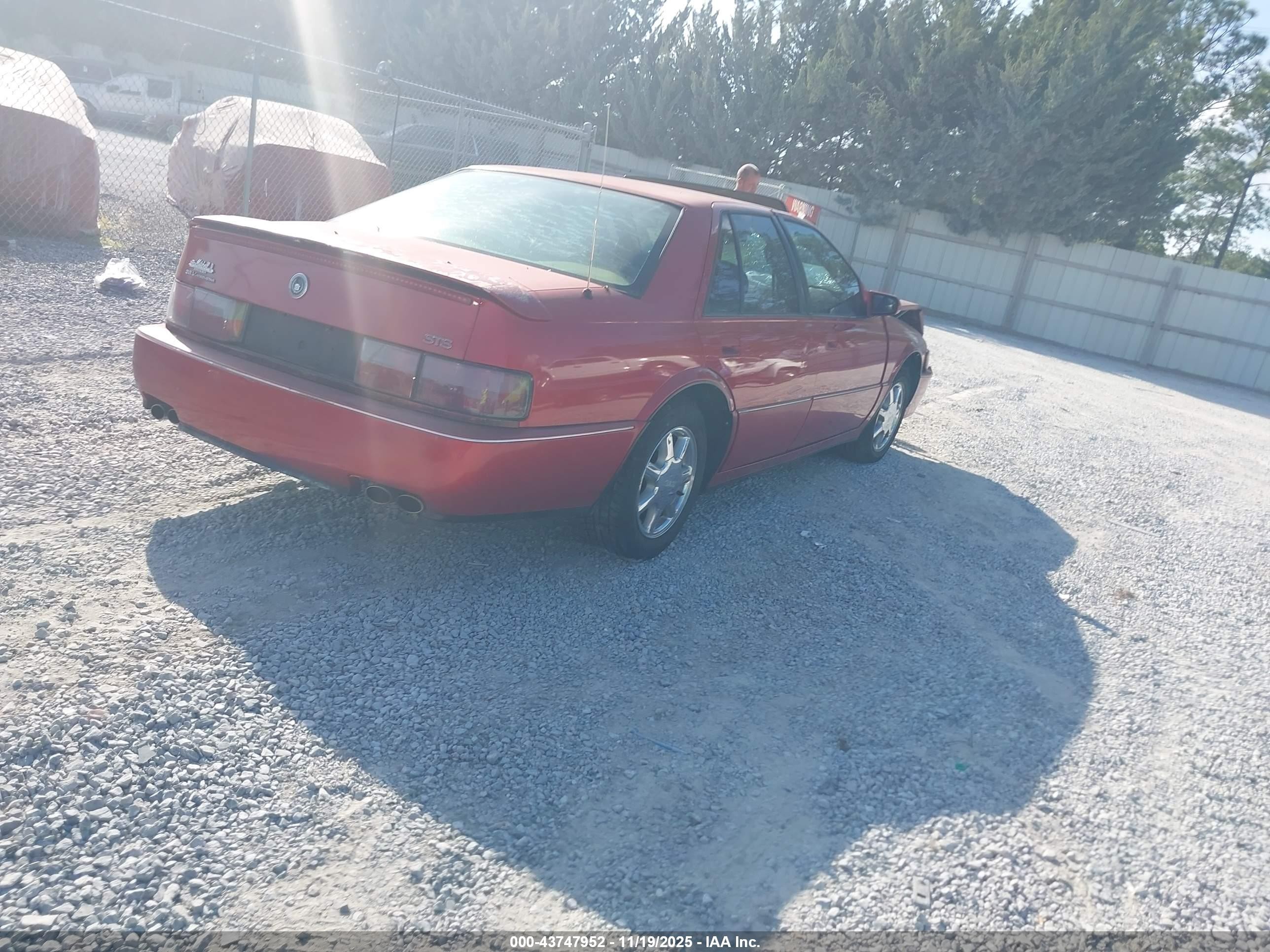 1997 Cadillac Seville Sts Red vin: 1G6KY529XVU837450