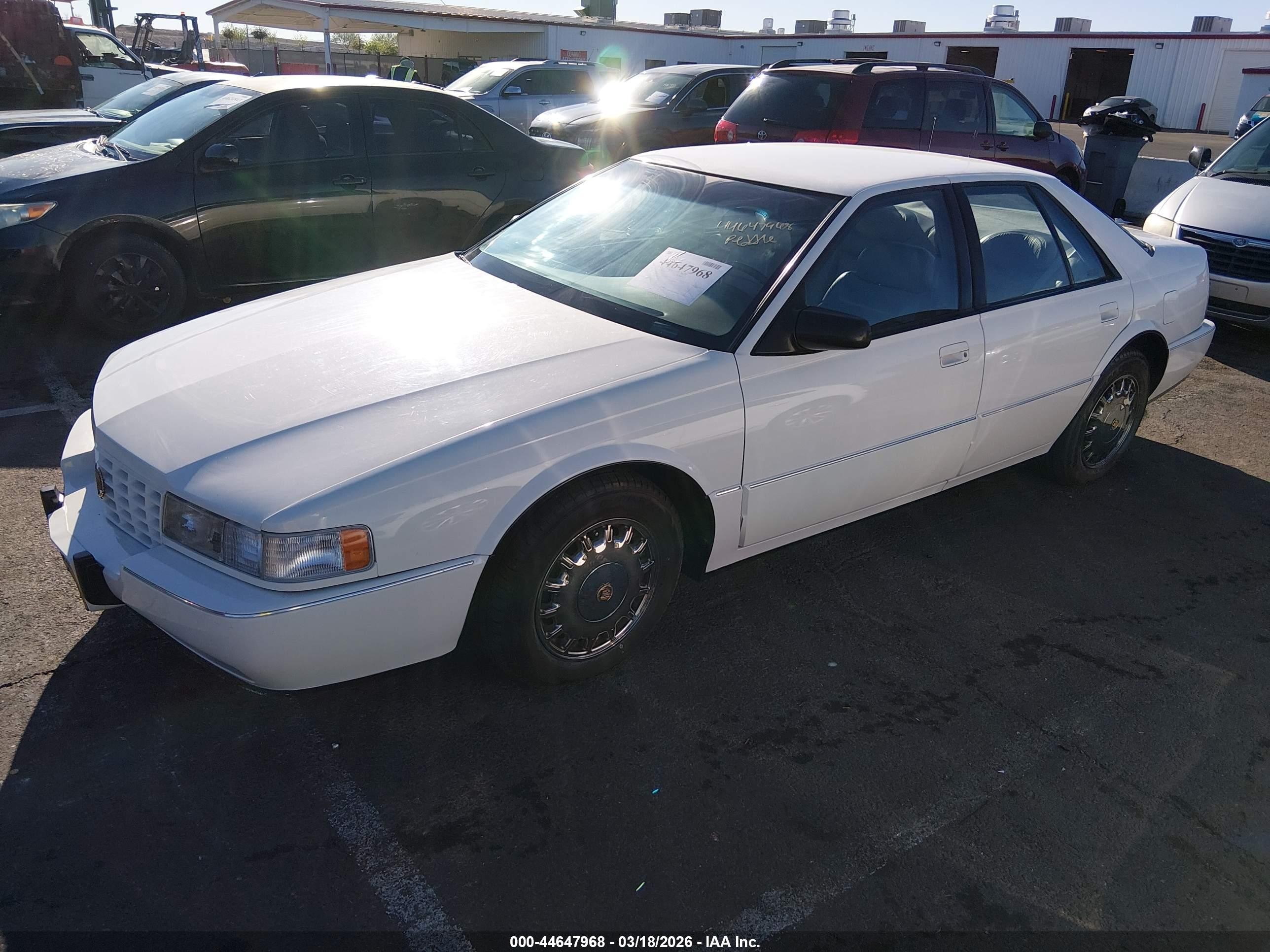 1992 Cadillac Seville Touring Белый vin: 1G6KY53B6NU835101
