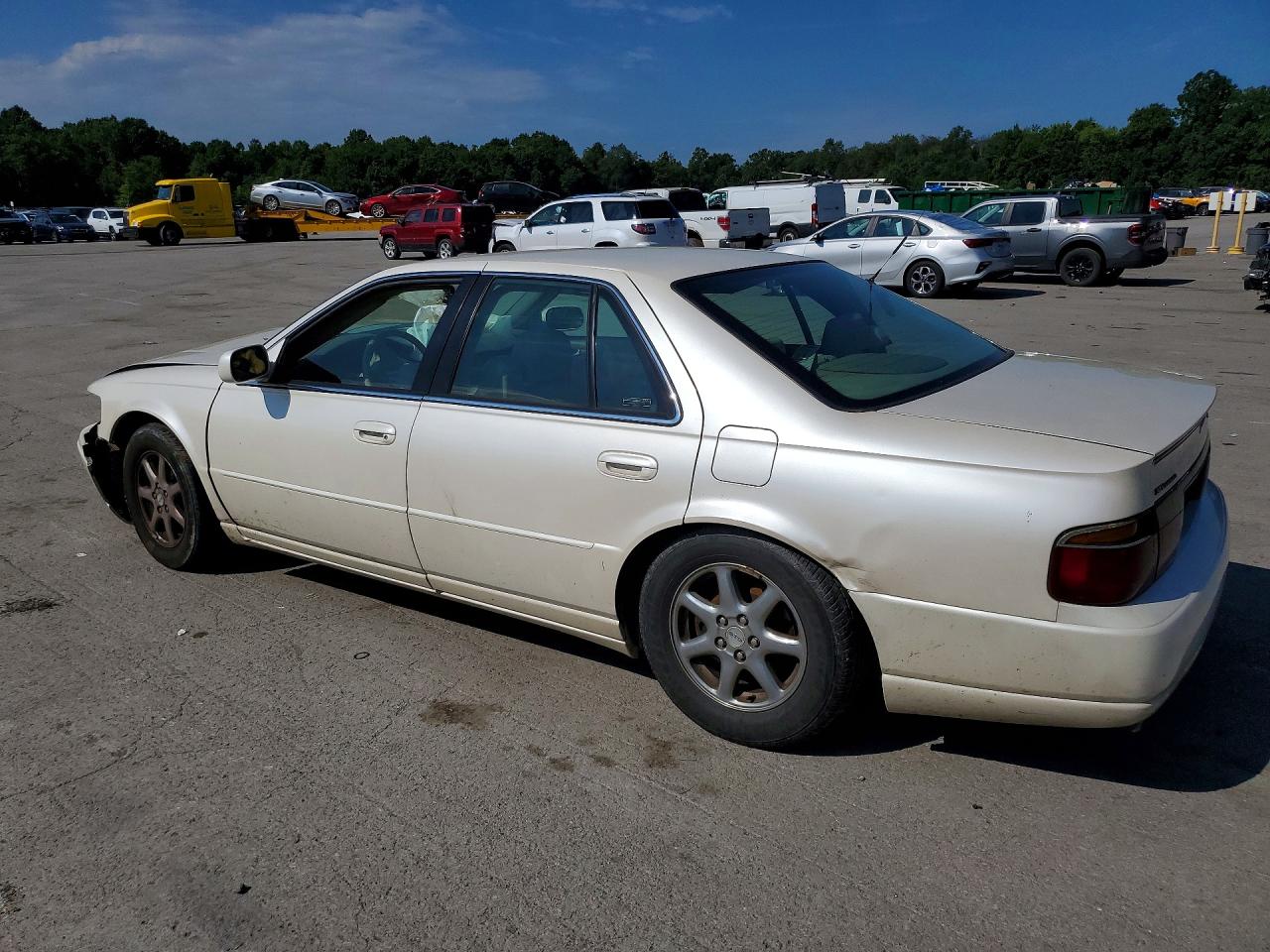 2000 Cadillac Seville Sts Cream vin: 1G6KY5494YU281878