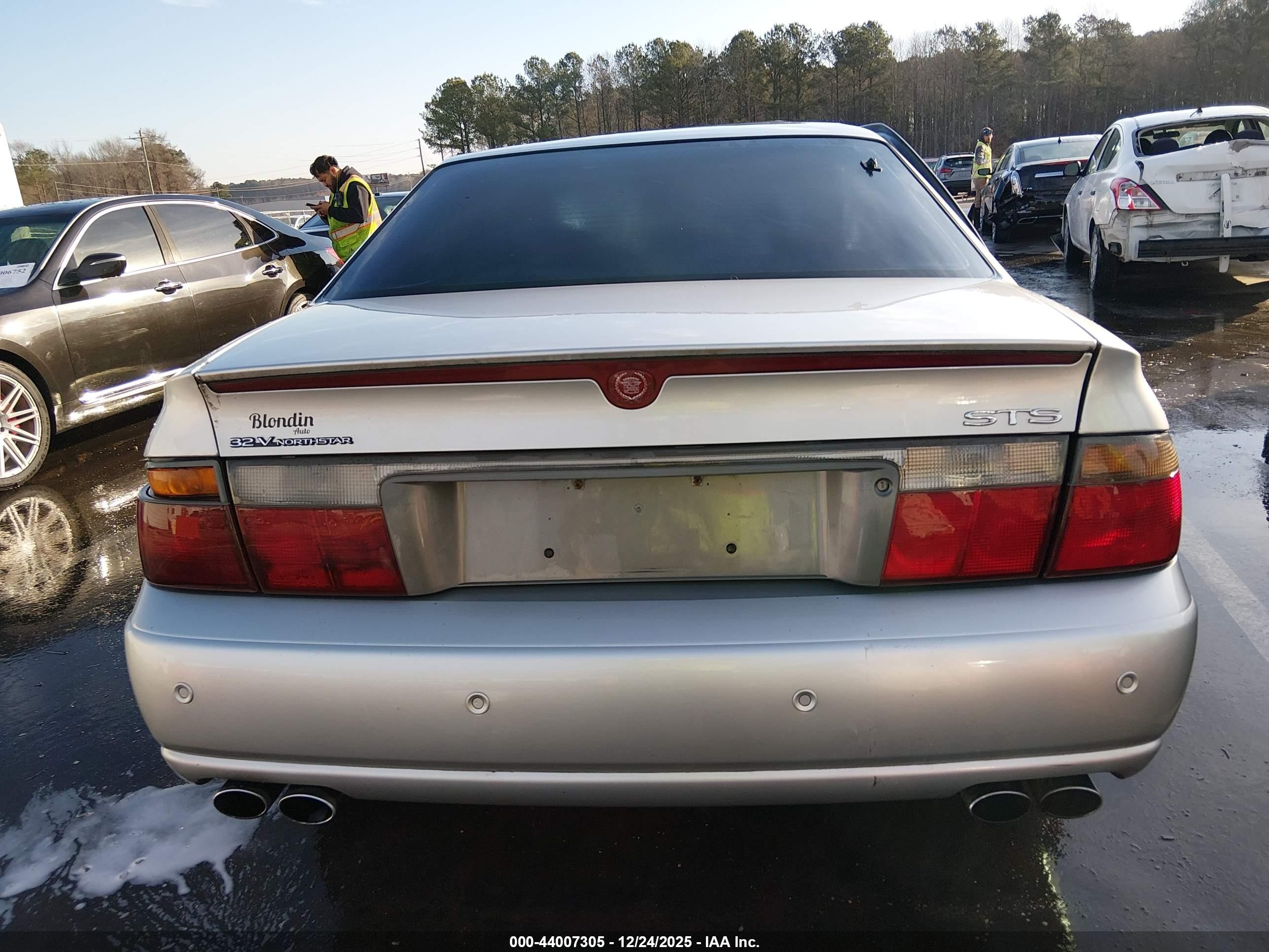 2002 Cadillac Seville Sts Gray vin: 1G6KY54962U273336