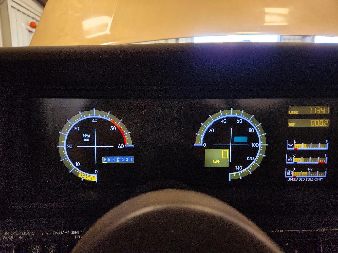 1987 Cadillac Allante Золотой vin: 1G6VR3170HU100275