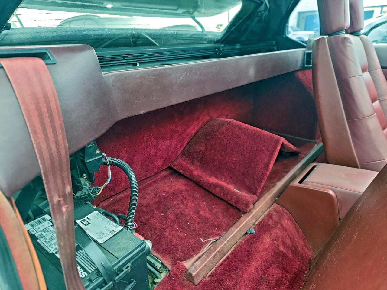 1987 Cadillac Allante Silver vin: 1G6VR3170HU100518