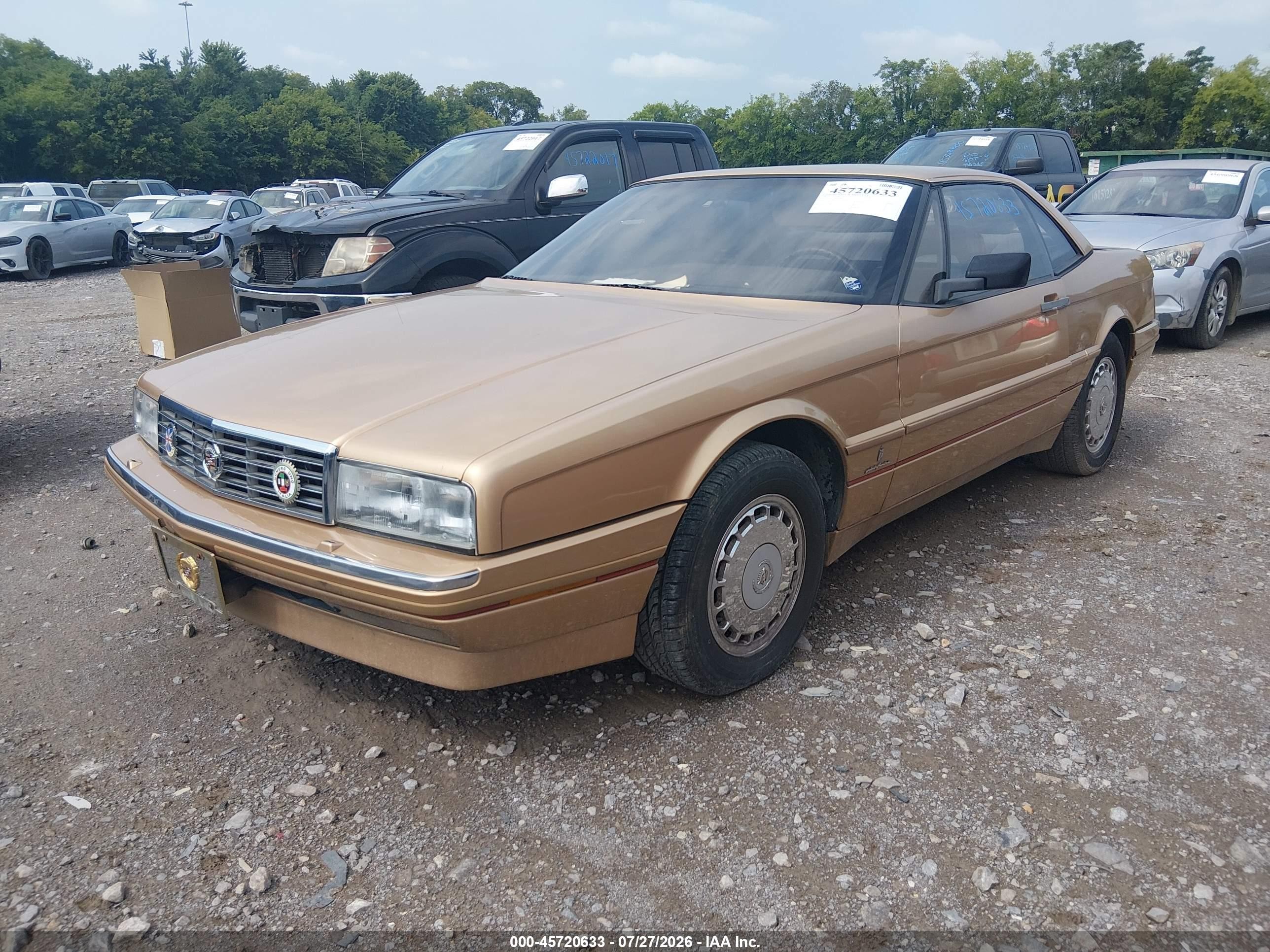 1987 Cadillac Allante   Beige vin: 1G6VR3170HU100809