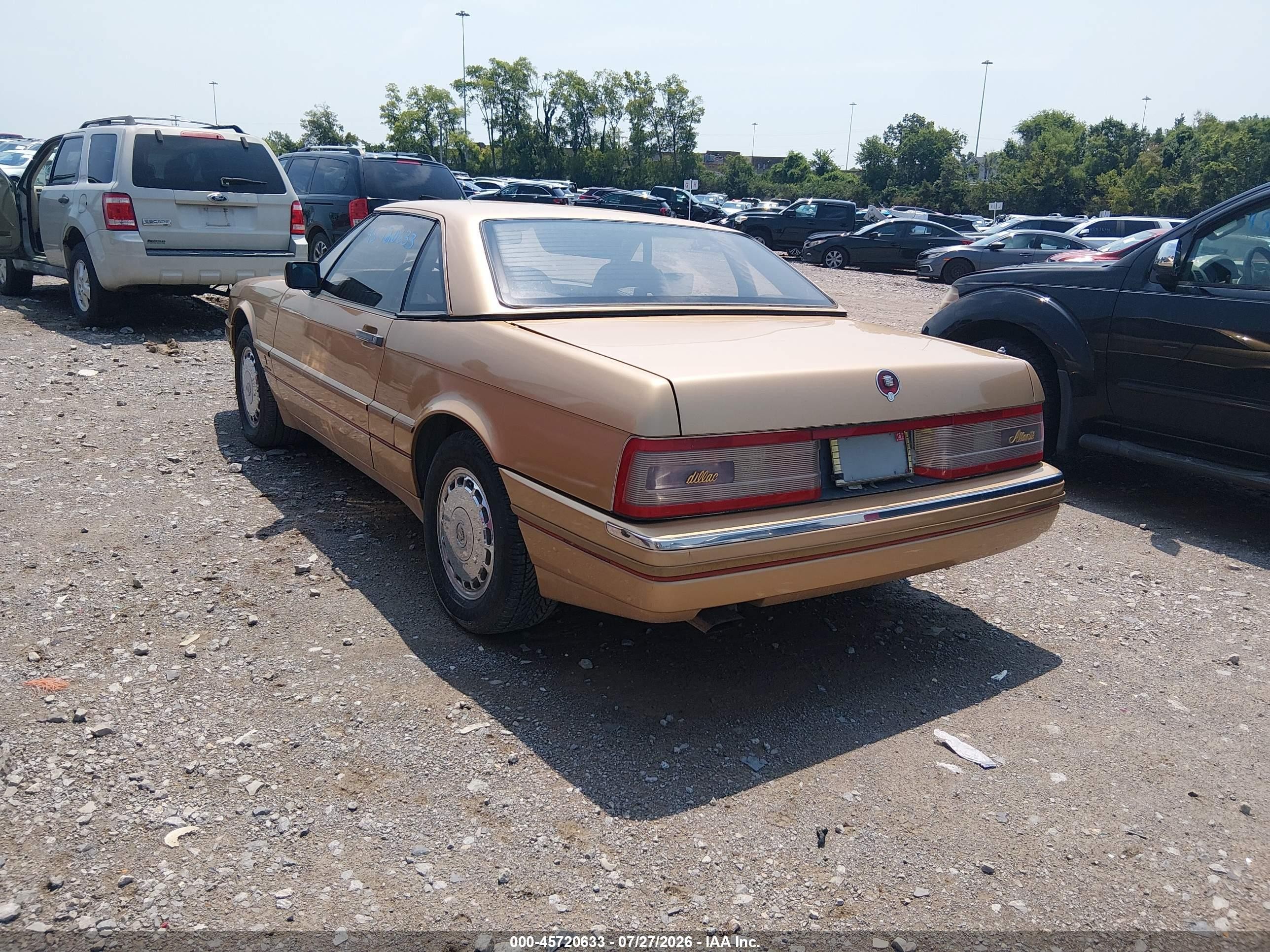 1987 Cadillac Allante   Beige vin: 1G6VR3170HU100809