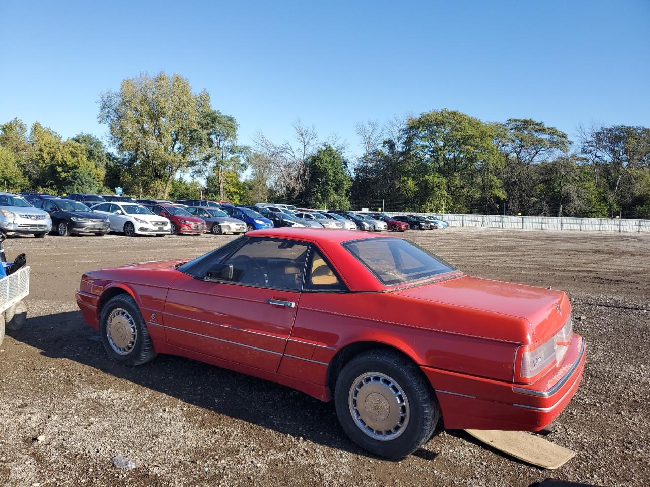 1987 Cadillac Allante Red vin: 1G6VR3171HU102827
