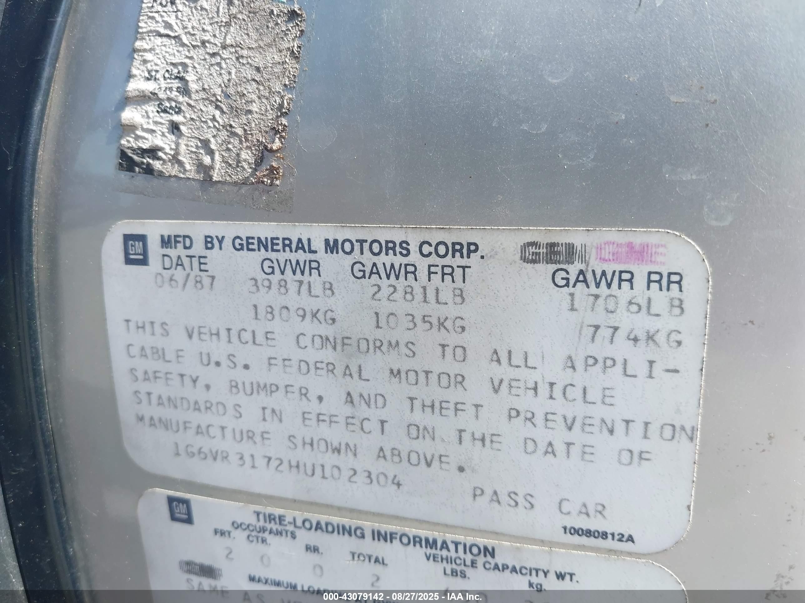 1987 Cadillac Allante   Silver vin: 1G6VR3172HU102304