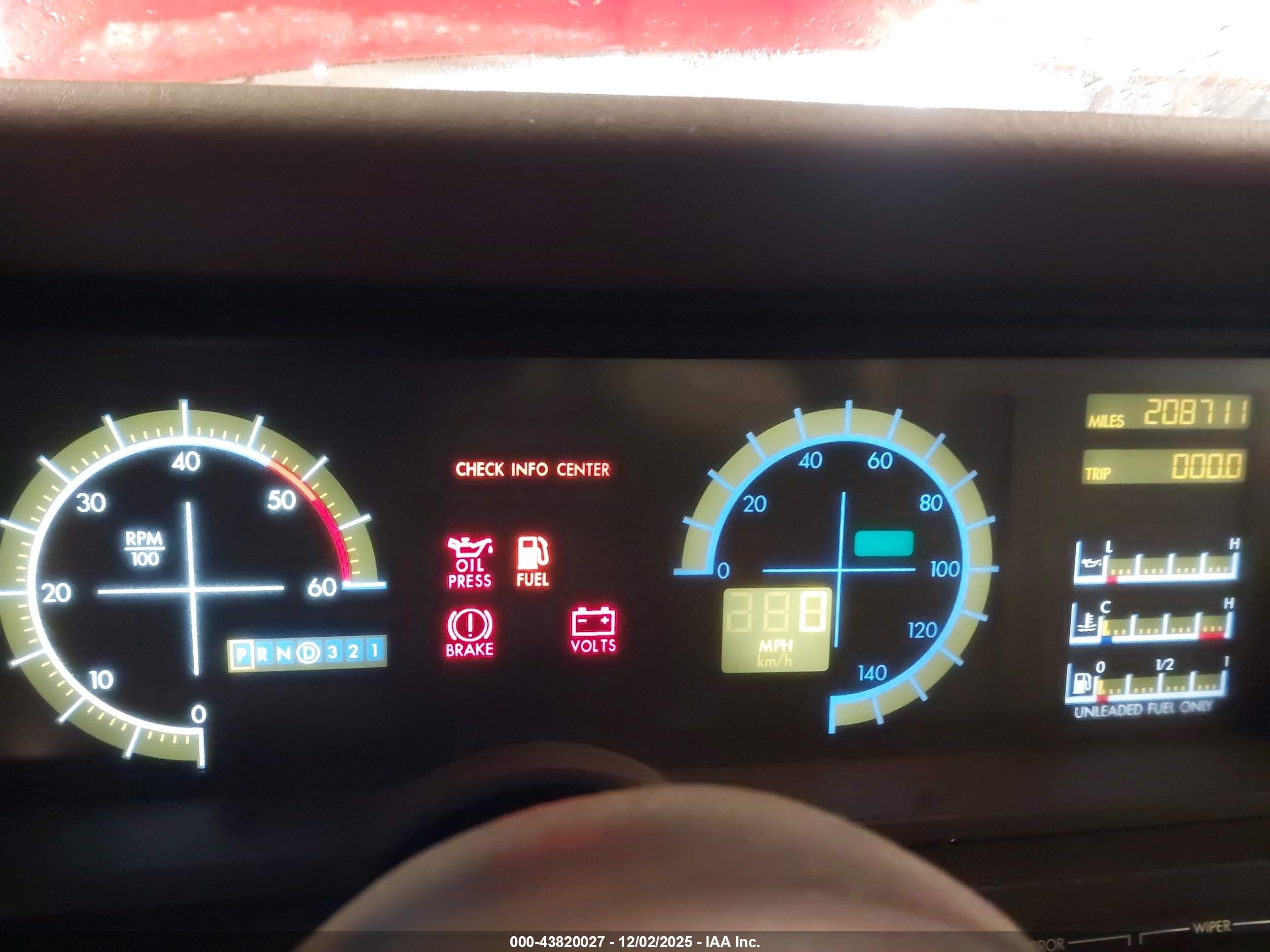 1988 Cadillac Allante   Red vin: 1G6VR3173JU102060