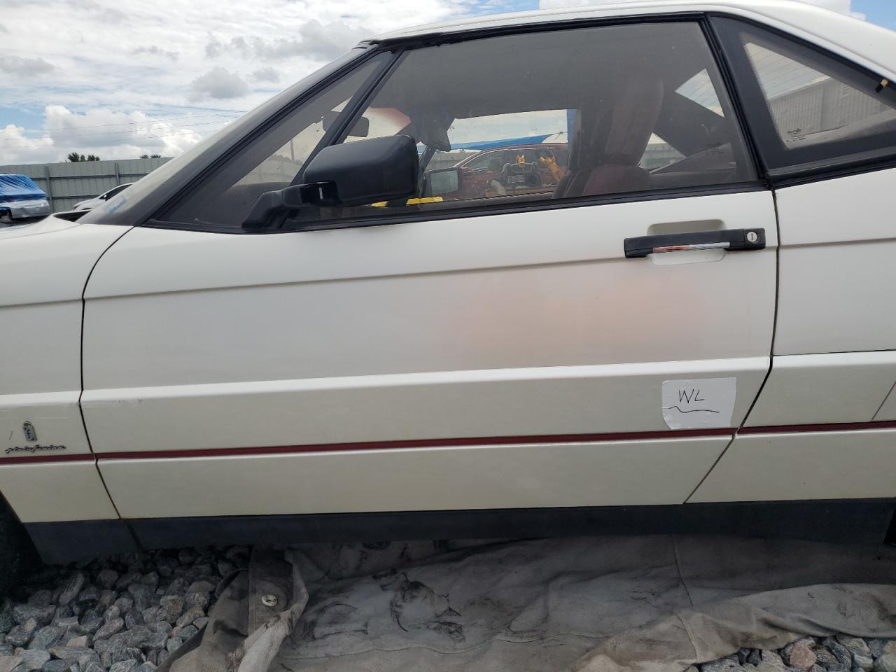 1987 Cadillac Allante White vin: 1G6VR3175HU100207