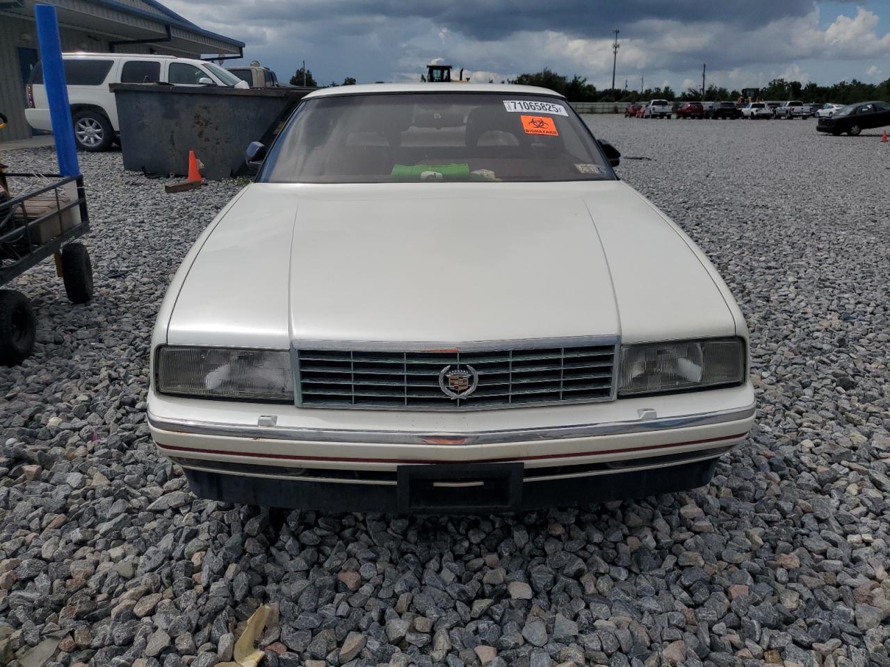 1987 Cadillac Allante White vin: 1G6VR3175HU100207