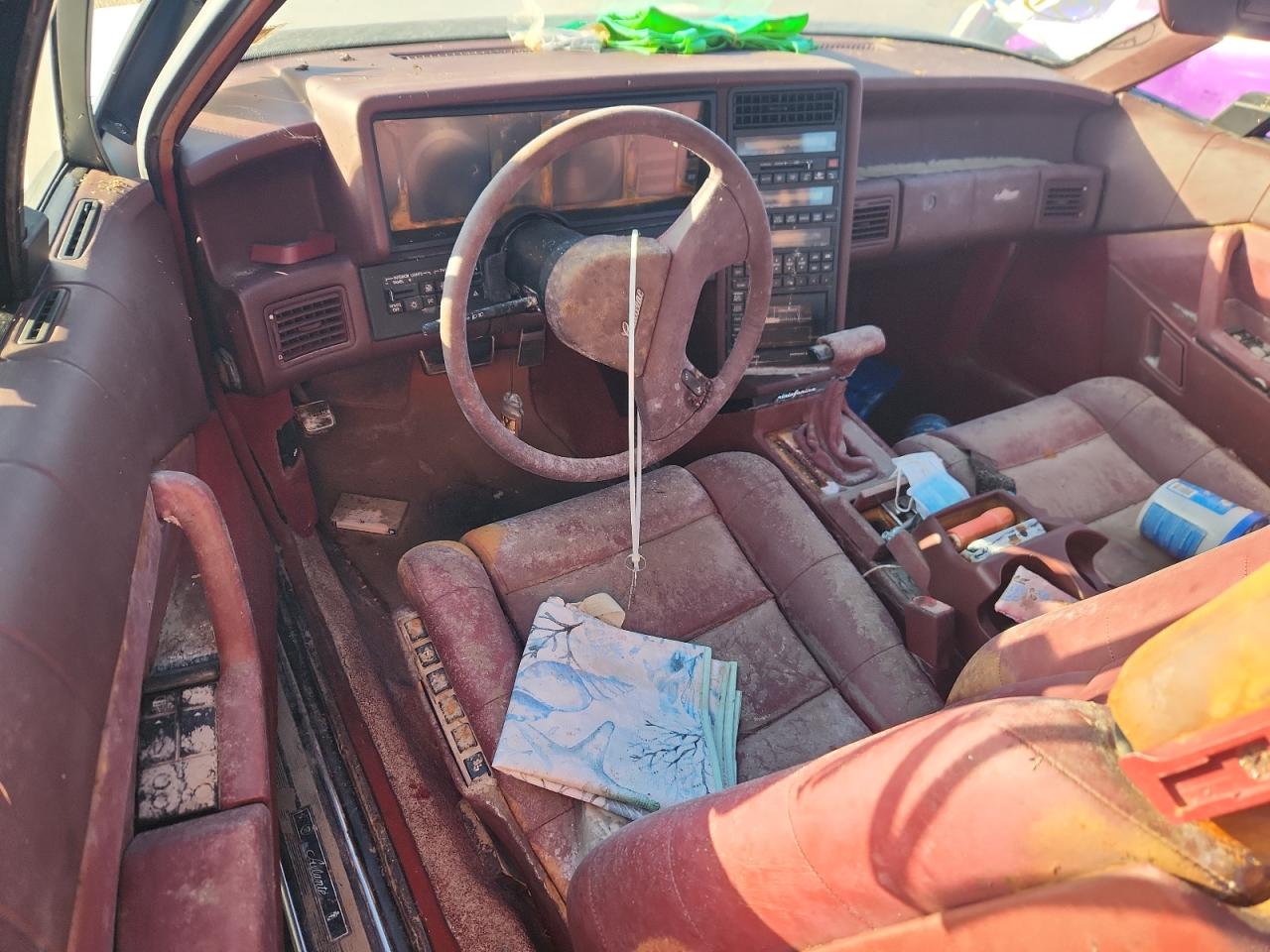 1987 Cadillac Allante White vin: 1G6VR3175HU100207