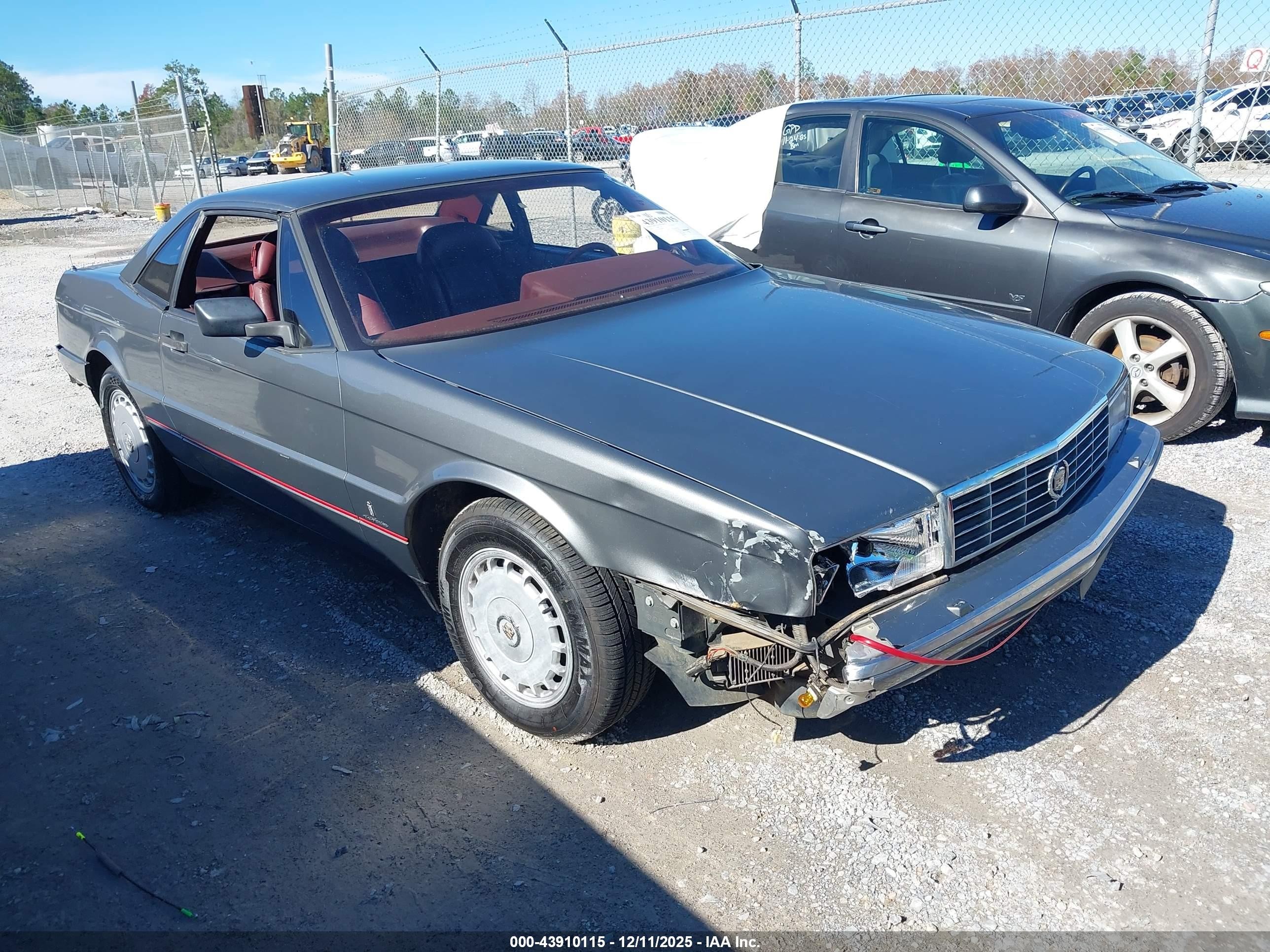1988 Cadillac Allante   Gray vin: 1G6VR3177JU100683
