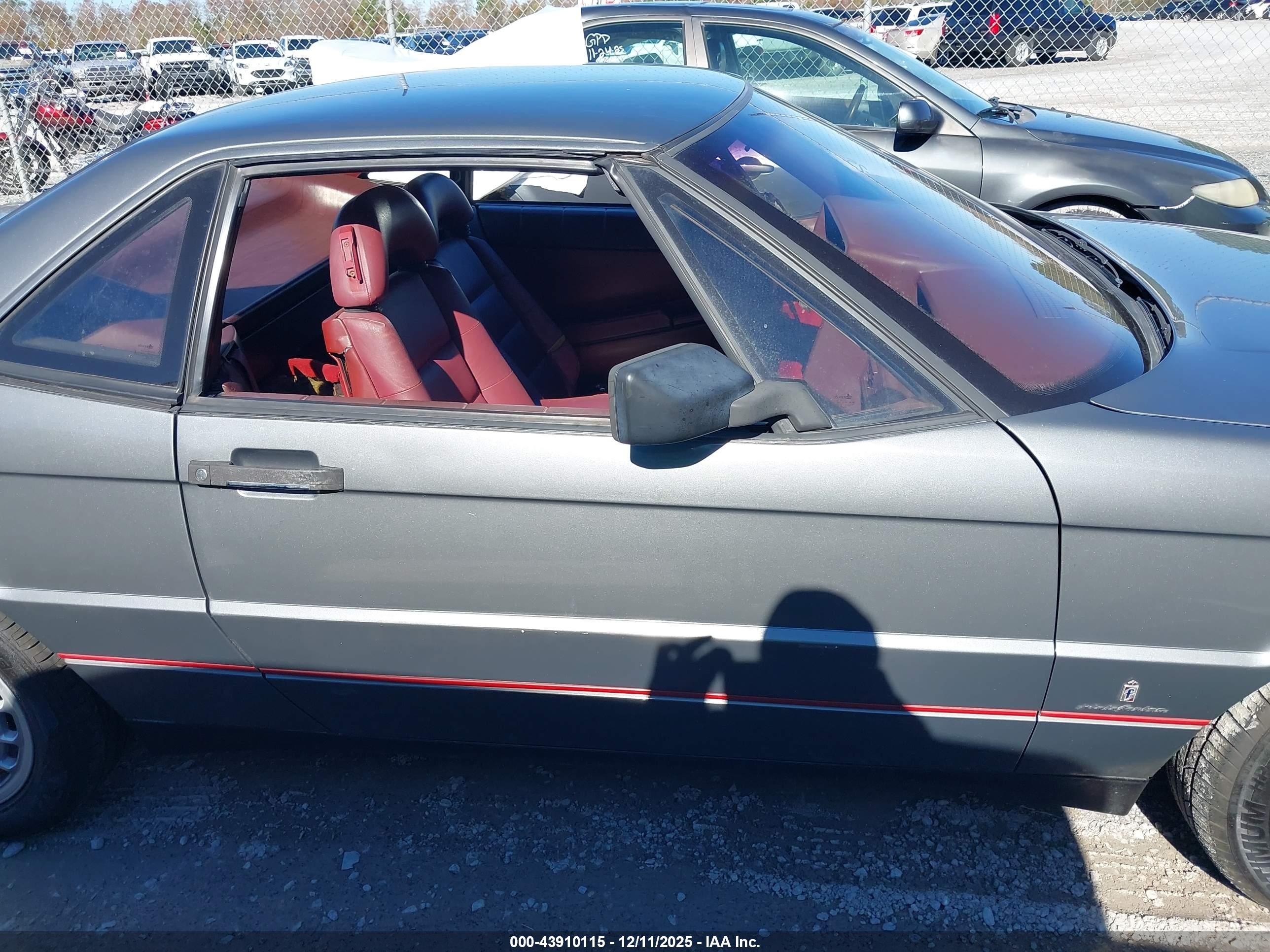 1988 Cadillac Allante   Gray vin: 1G6VR3177JU100683