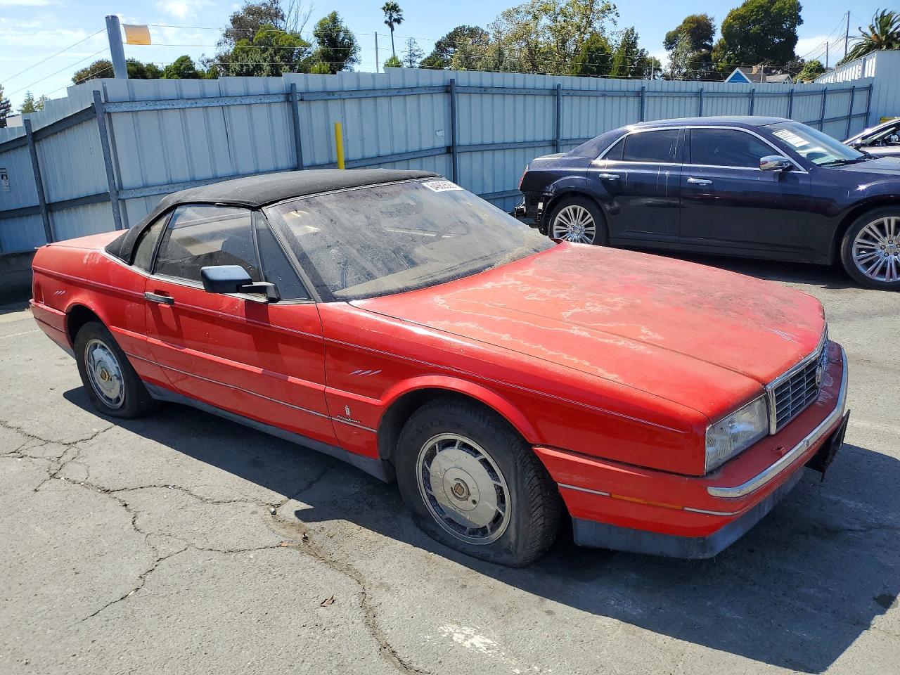 1988 Cadillac Allante Red vin: 1G6VR3177JU101574