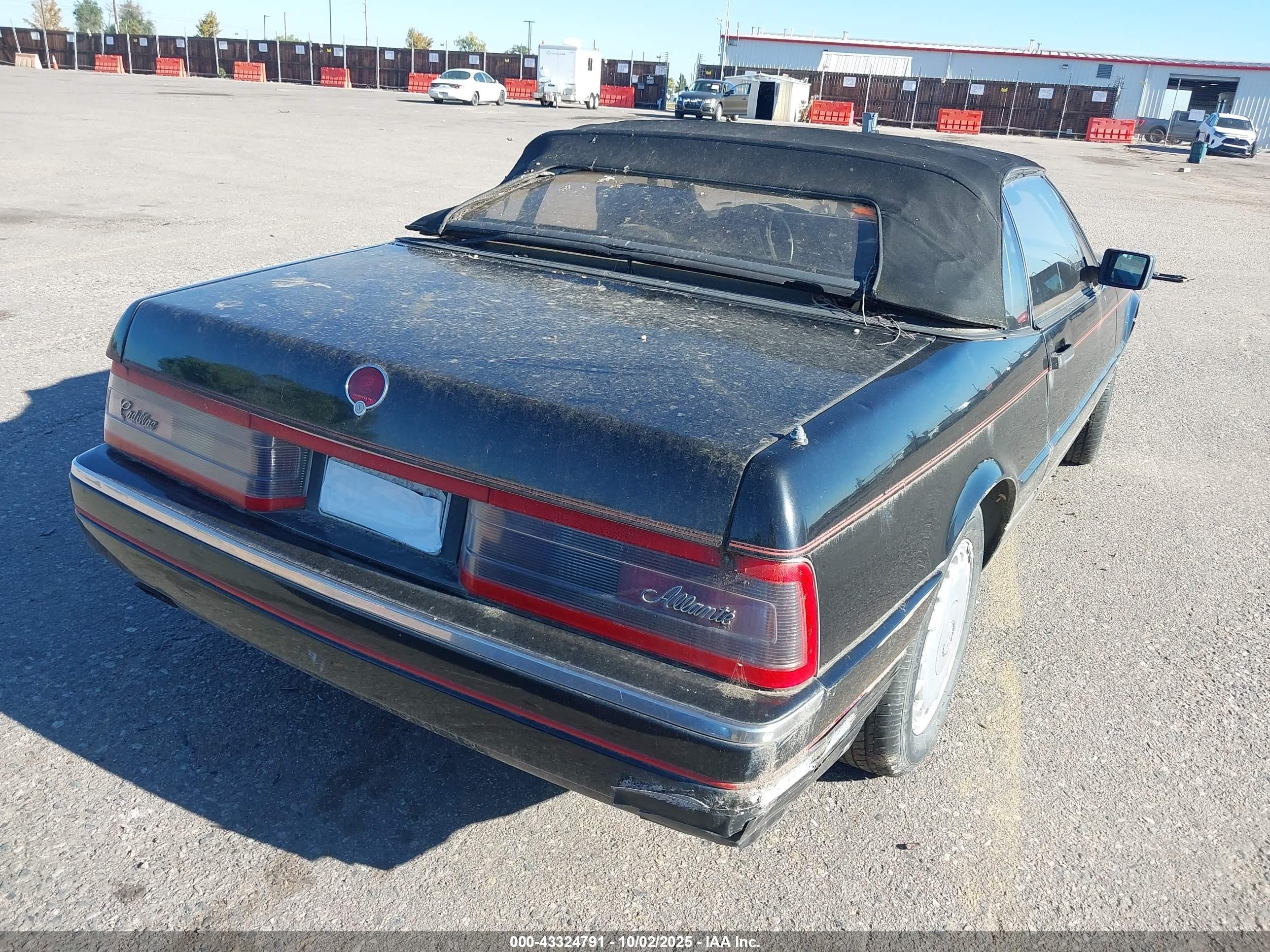1990 Cadillac Allante Cv/ht Black vin: 1G6VR3389LU100256
