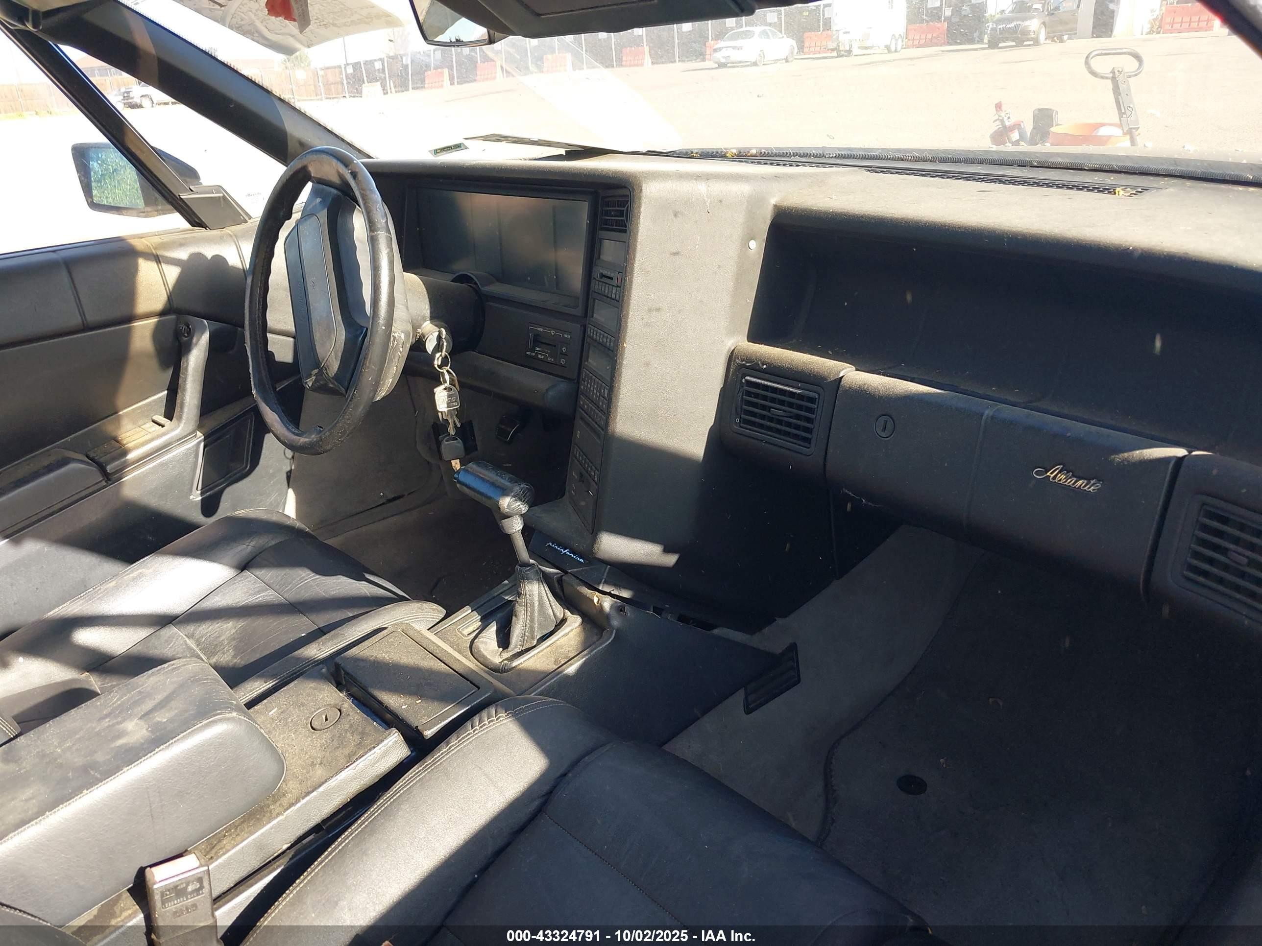 1990 Cadillac Allante Cv/ht Black vin: 1G6VR3389LU100256