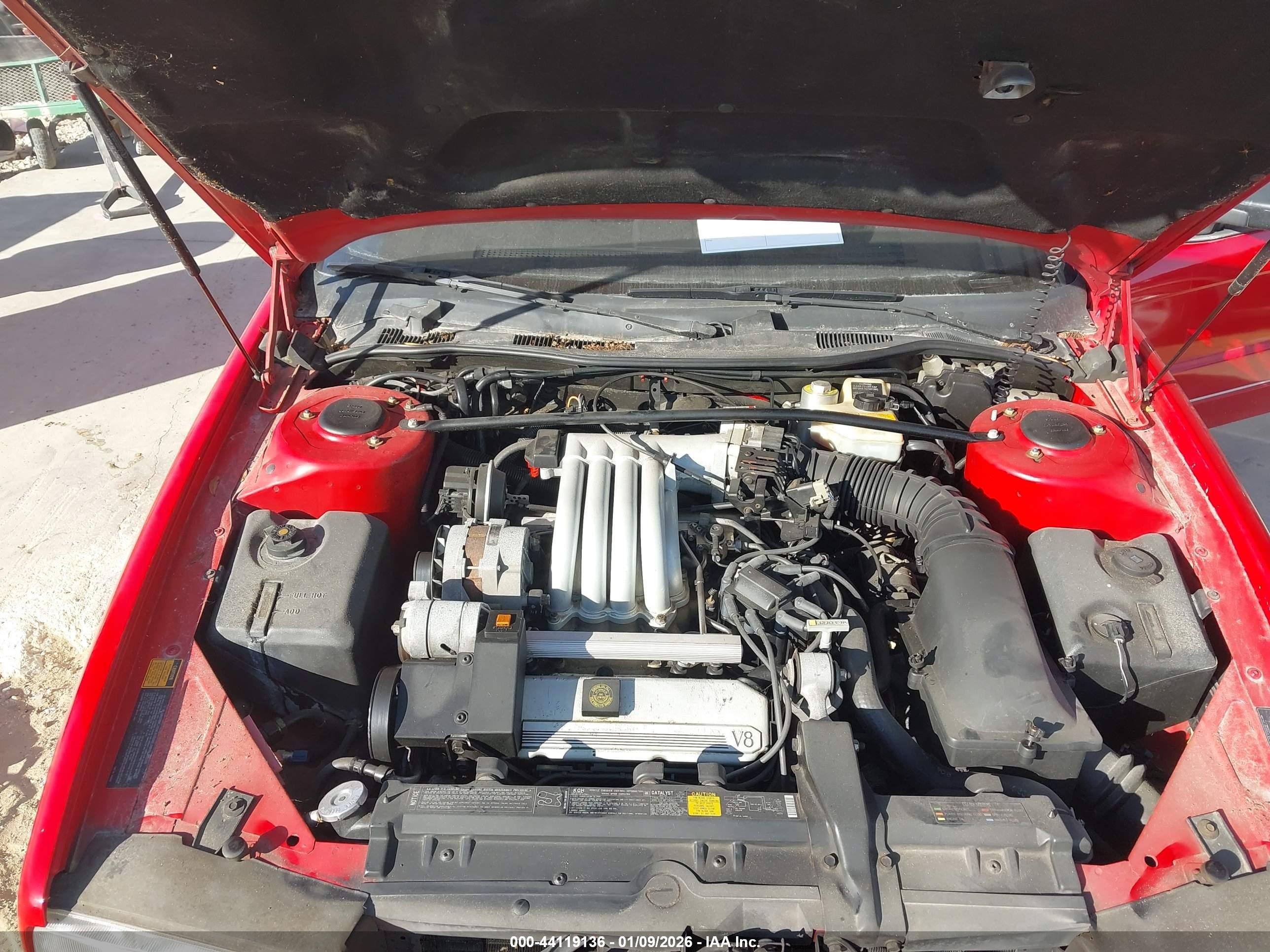 1990 Cadillac Allante   Red vin: 1G6VS3380LU126488