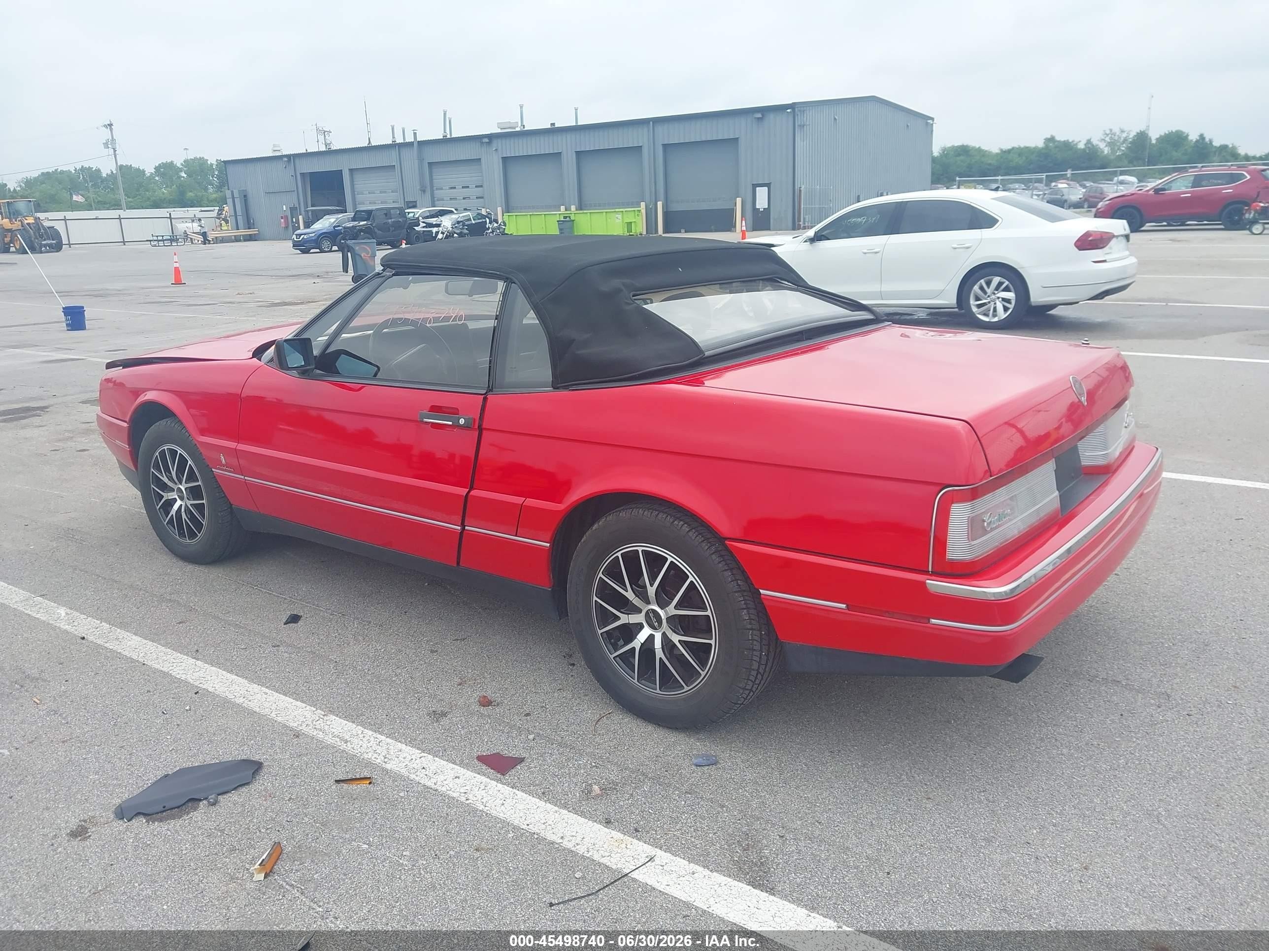 1992 Cadillac Allante   Red vin: 1G6VS3380NU125988