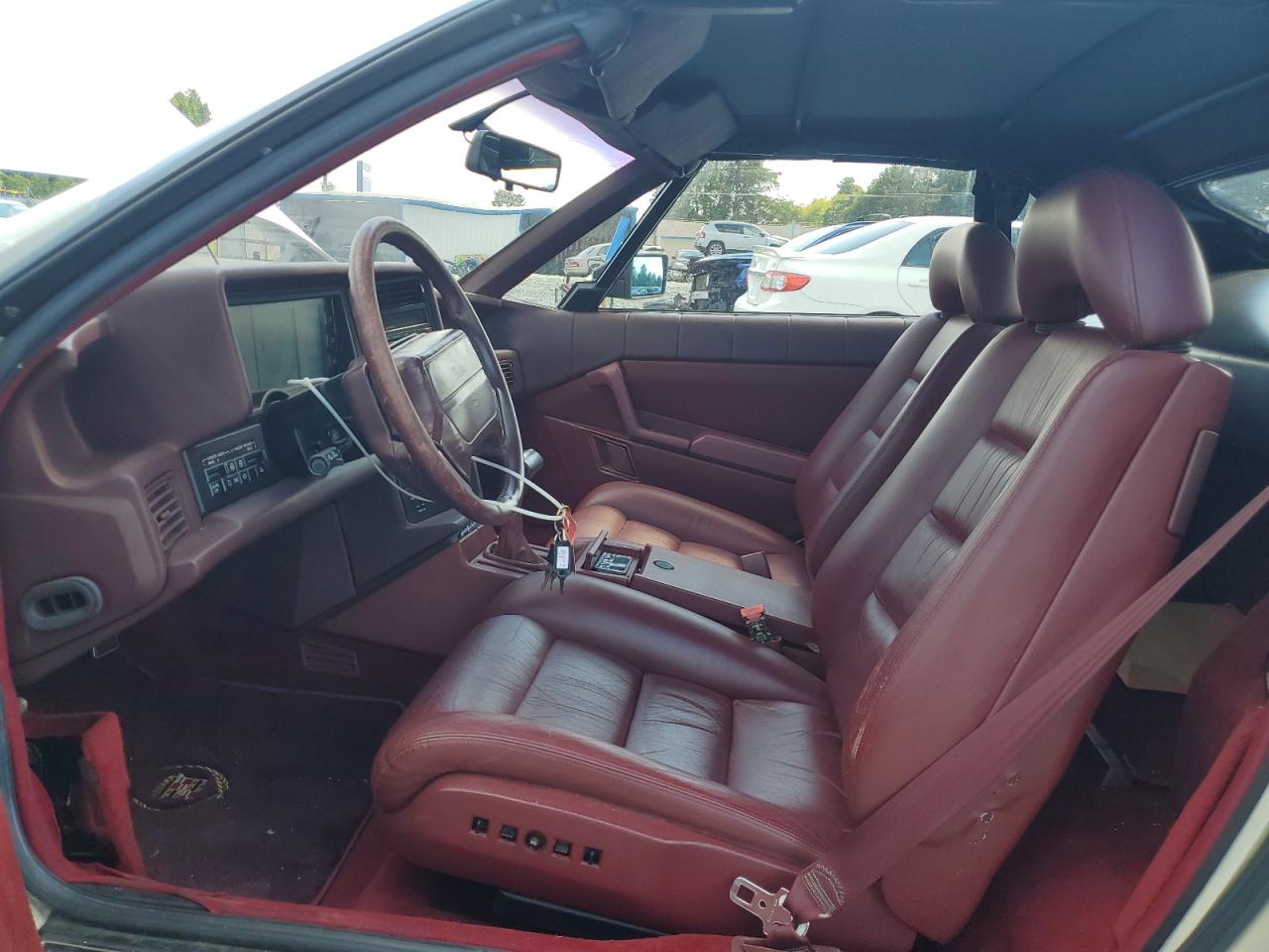 1990 Cadillac Allante White vin: 1G6VS3381LU126368