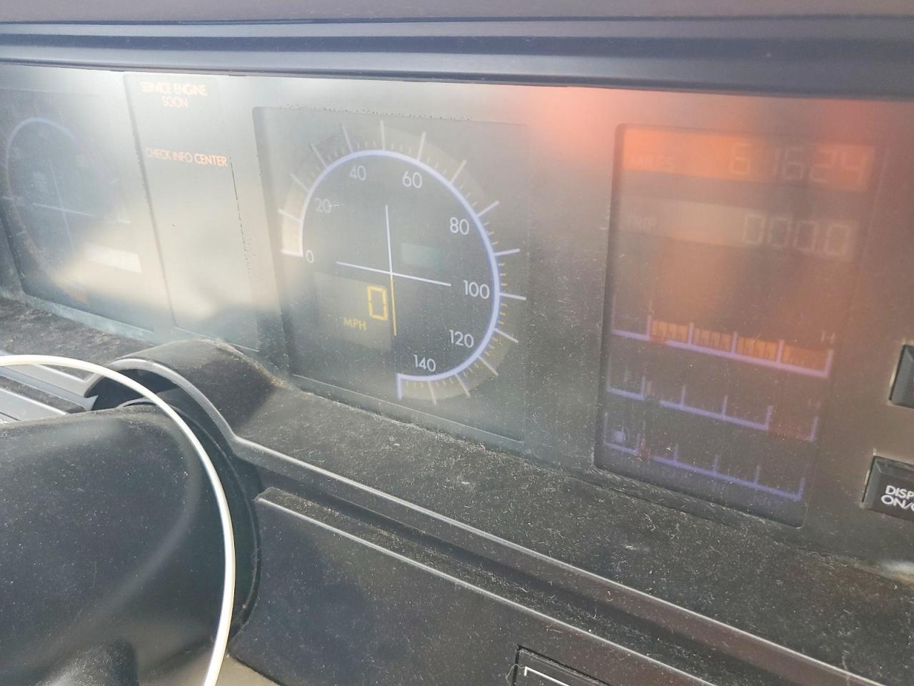 1991 Cadillac Allante Red vin: 1G6VS3381MU127084