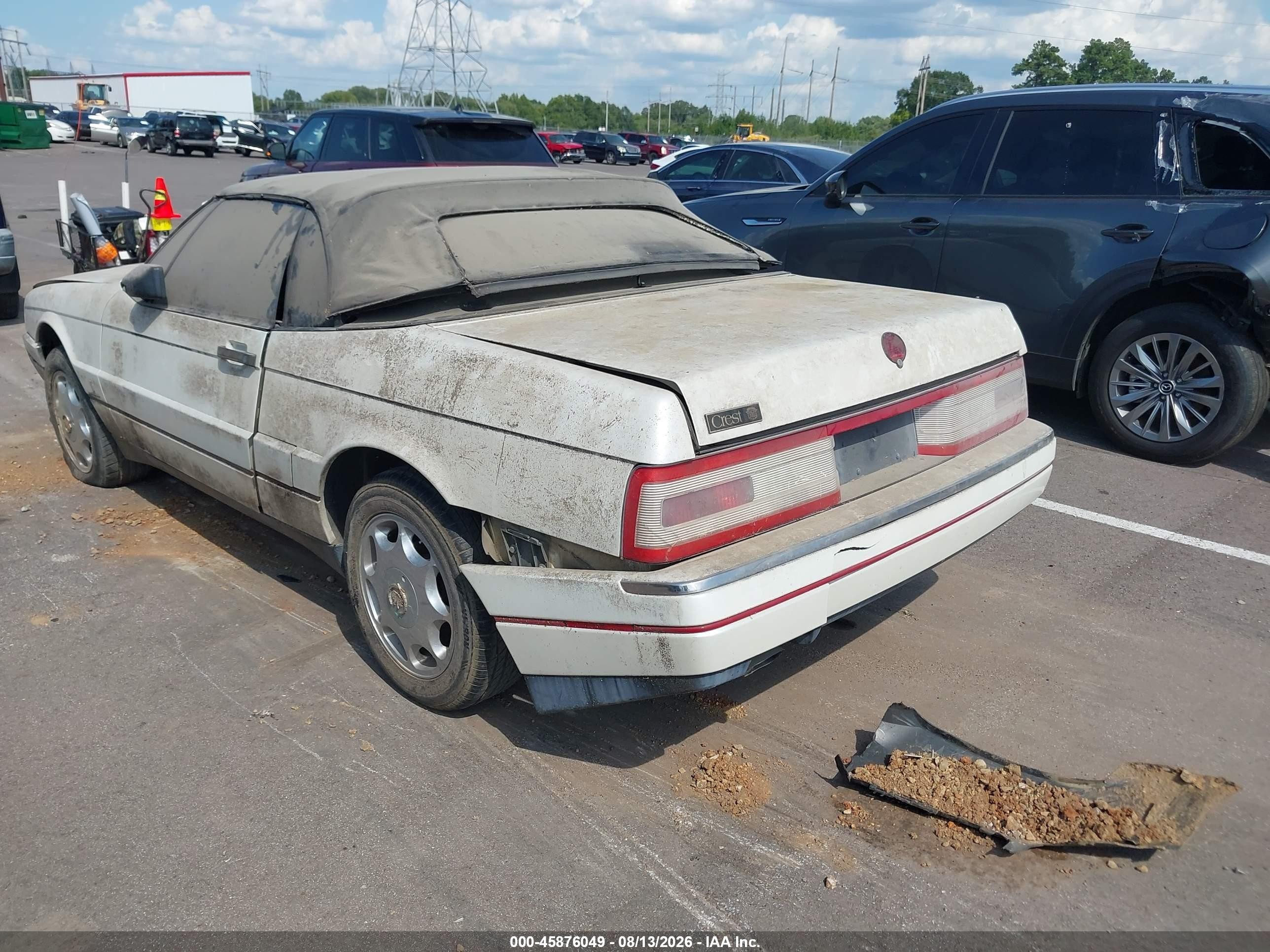 1990 Cadillac Allante   White vin: 1G6VS3382LU127366