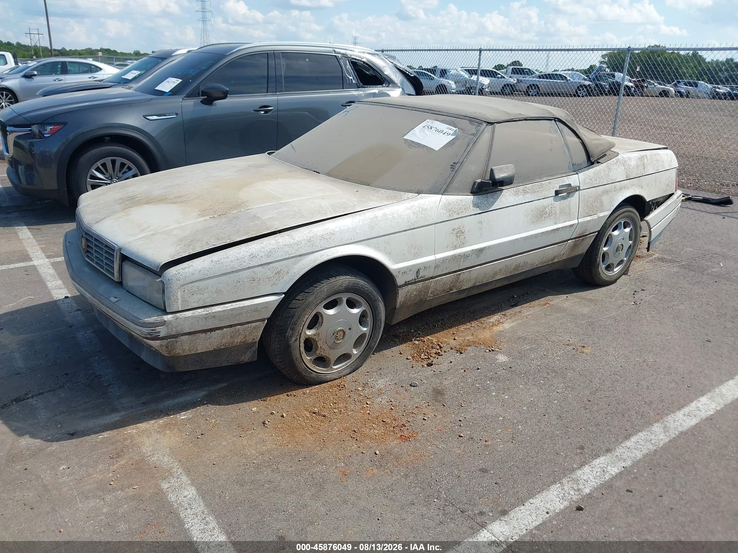 1990 Cadillac Allante   White vin: 1G6VS3382LU127366