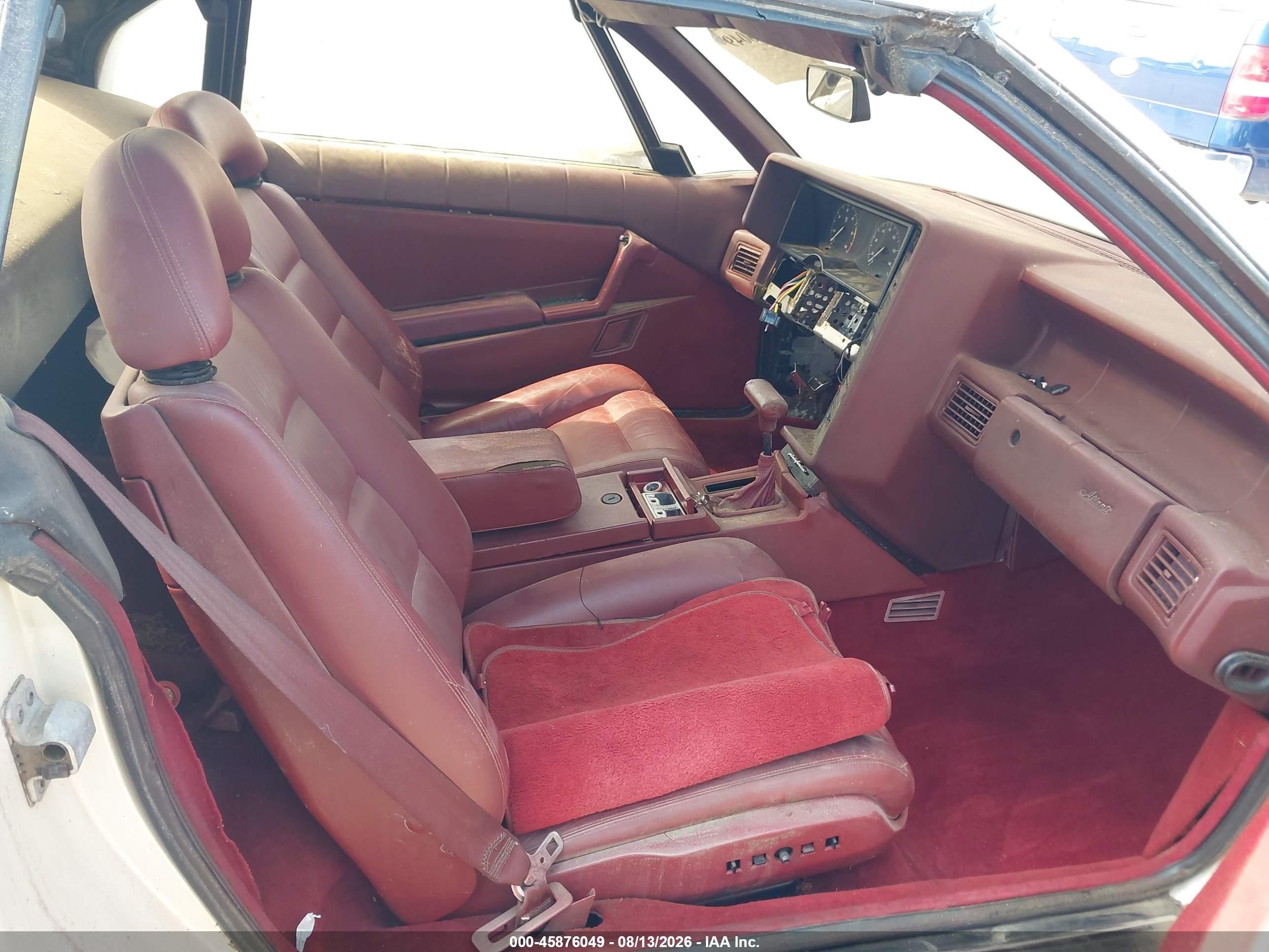 1990 Cadillac Allante   White vin: 1G6VS3382LU127366
