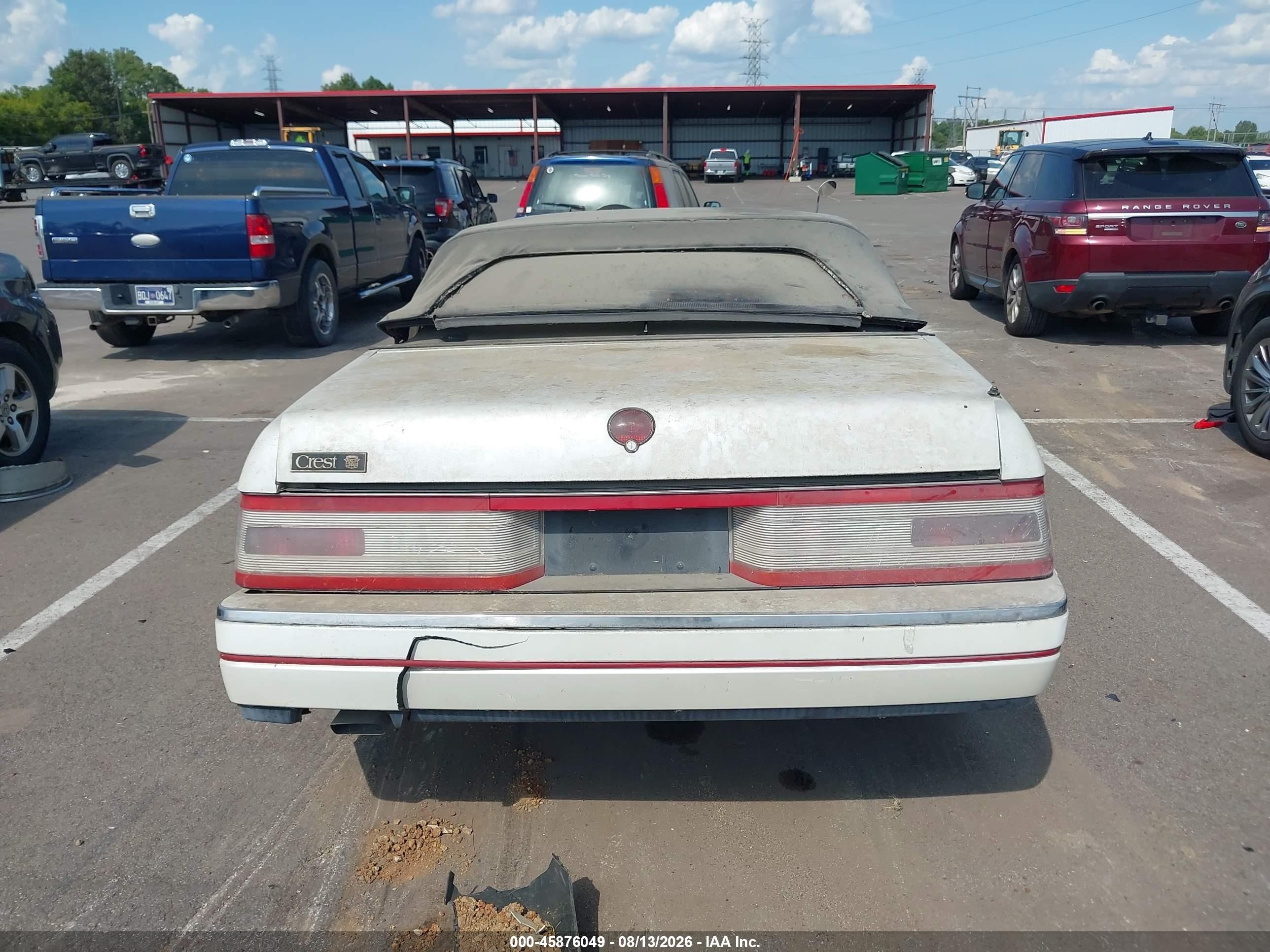 1990 Cadillac Allante   White vin: 1G6VS3382LU127366