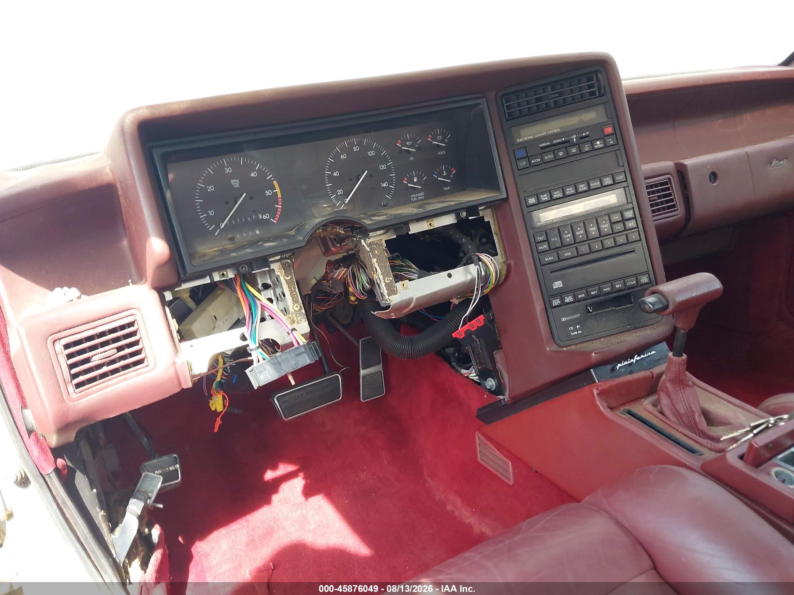 1990 Cadillac Allante   White vin: 1G6VS3382LU127366
