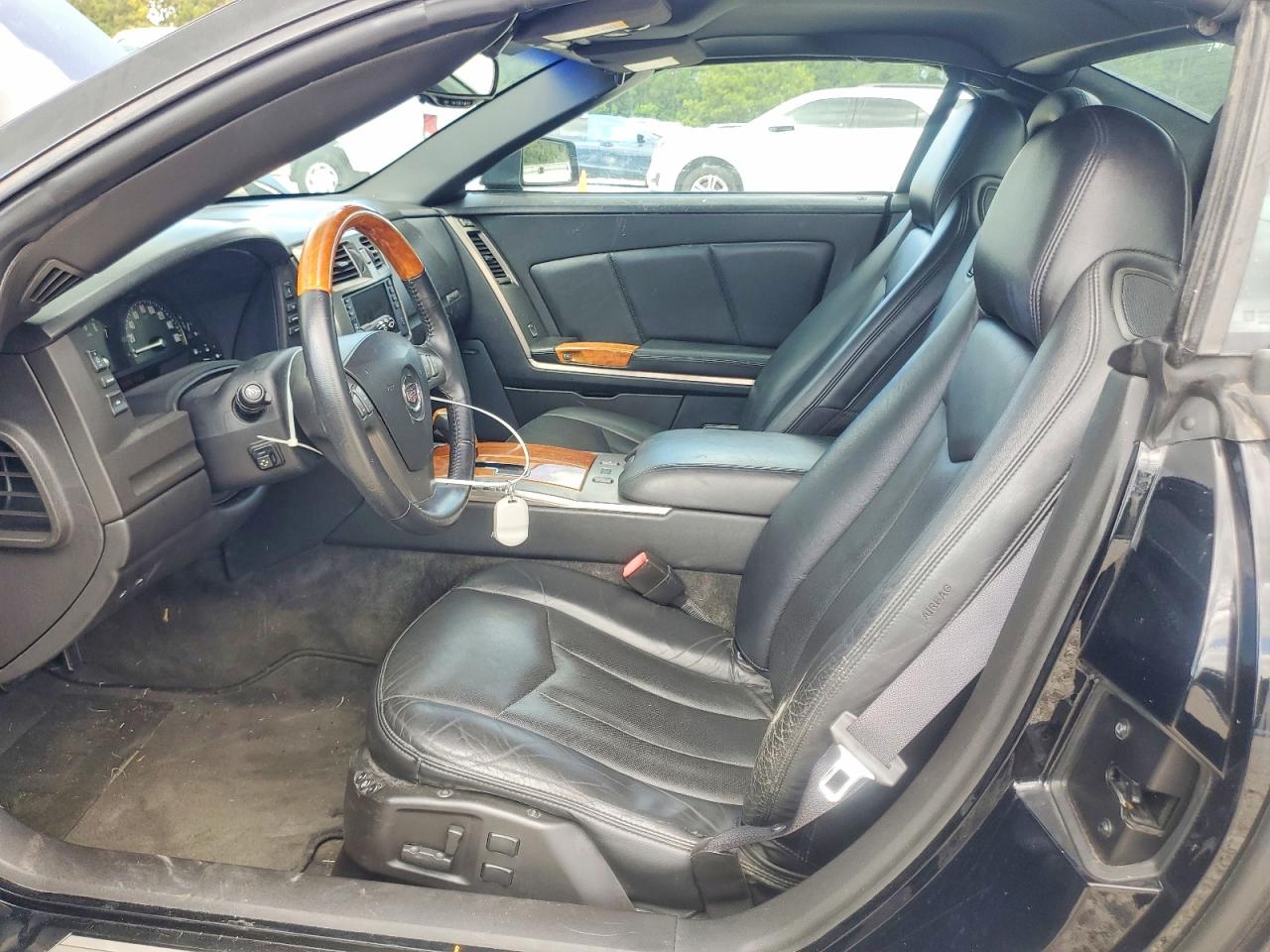 2004 Cadillac Xlr Black vin: 1G6YV34A145601373