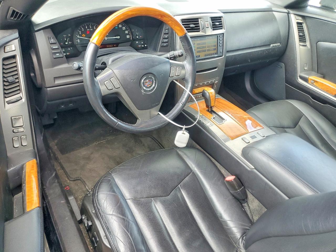2004 Cadillac Xlr Black vin: 1G6YV34A145601373
