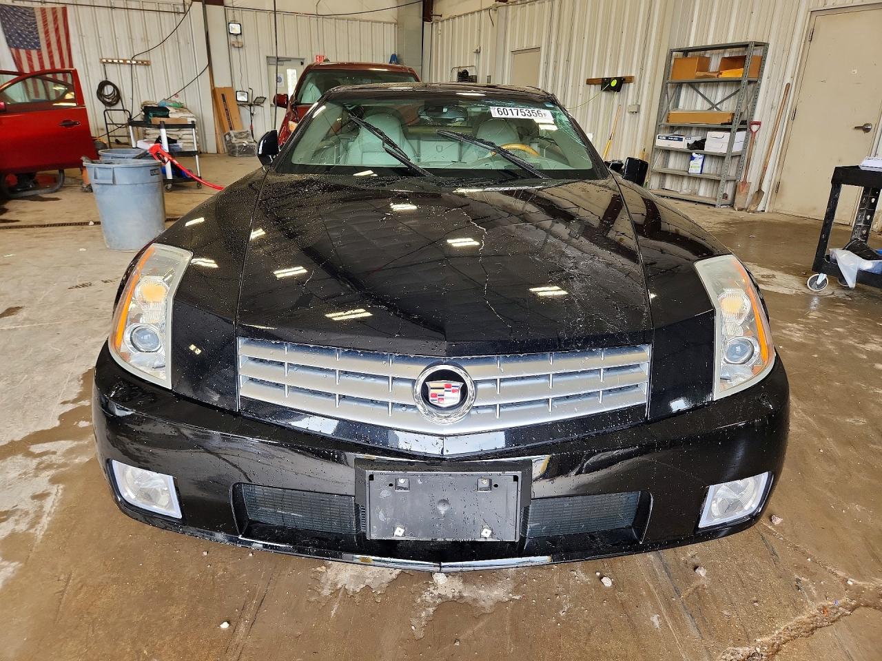 2004 Cadillac Xlr Black vin: 1G6YV34A245603181