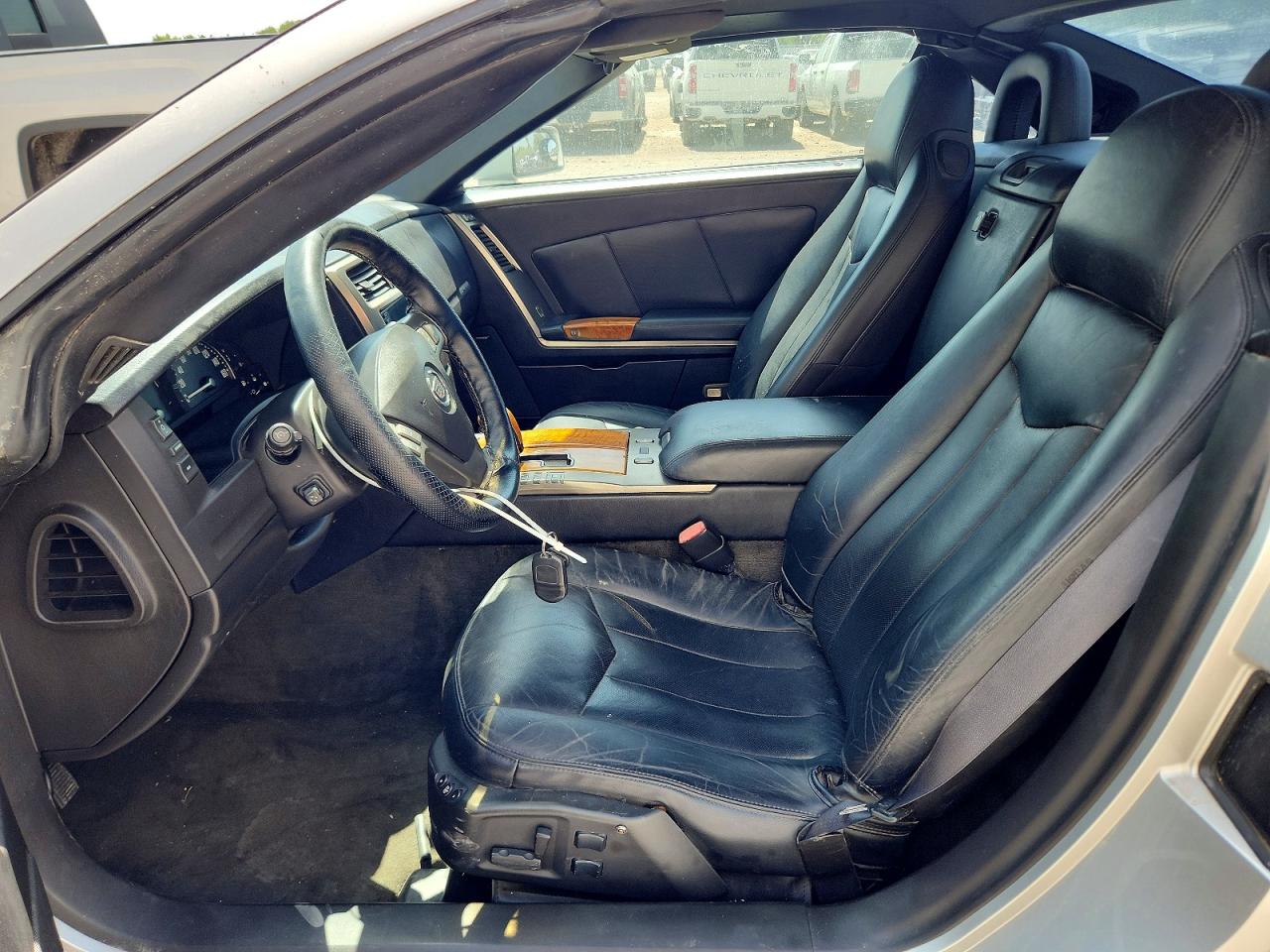 2004 Cadillac Xlr Серебряный vin: 1G6YV34A545602980