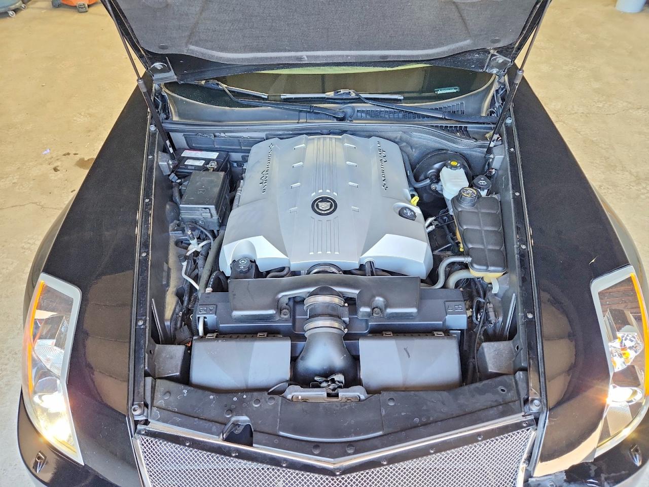 2005 Cadillac Xlr Черный vin: 1G6YV34A555601569