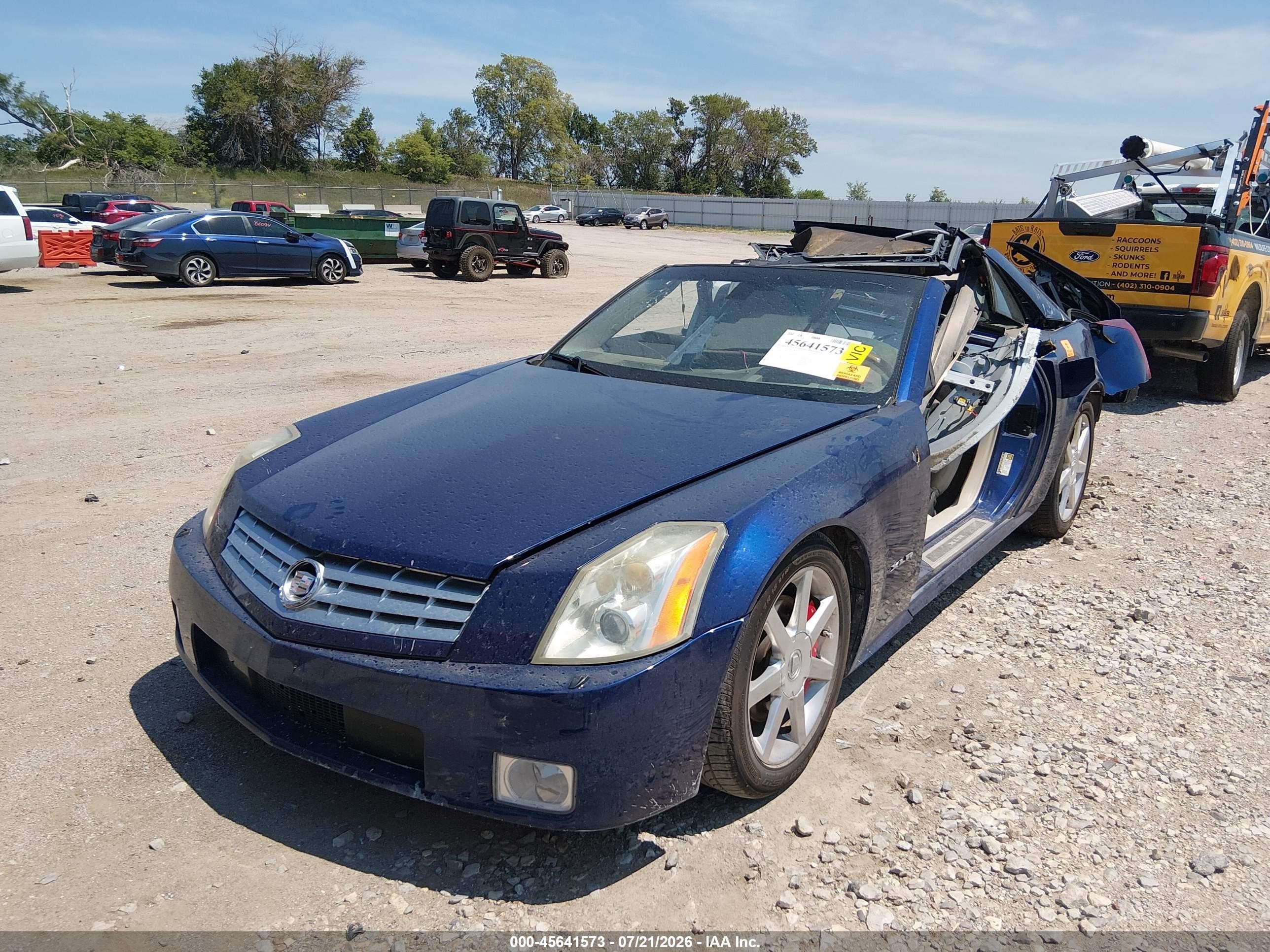 2005 Cadillac Xlr   Синий vin: 1G6YV34A655600351